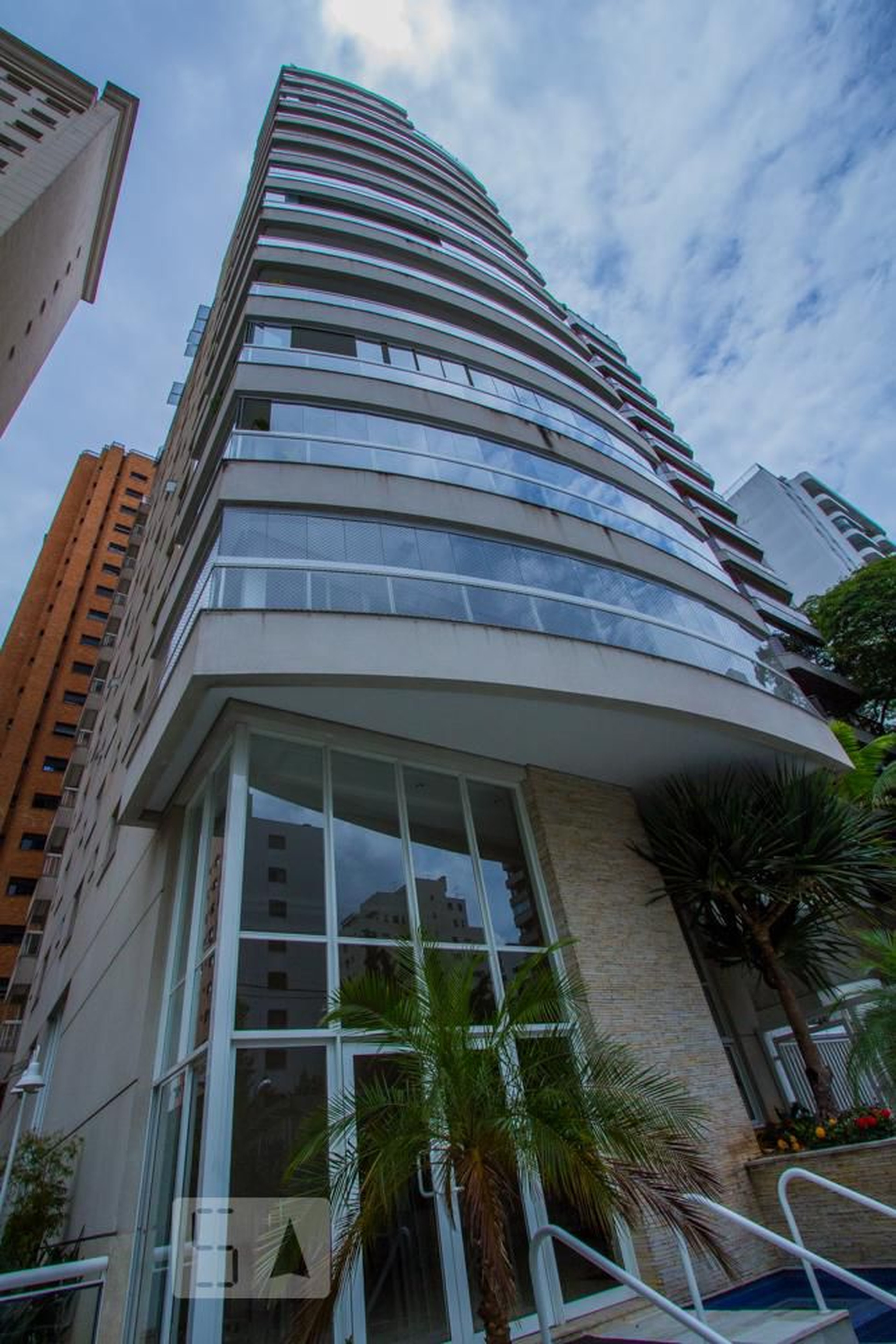 Edifício Condomínio Praça Vila Nova