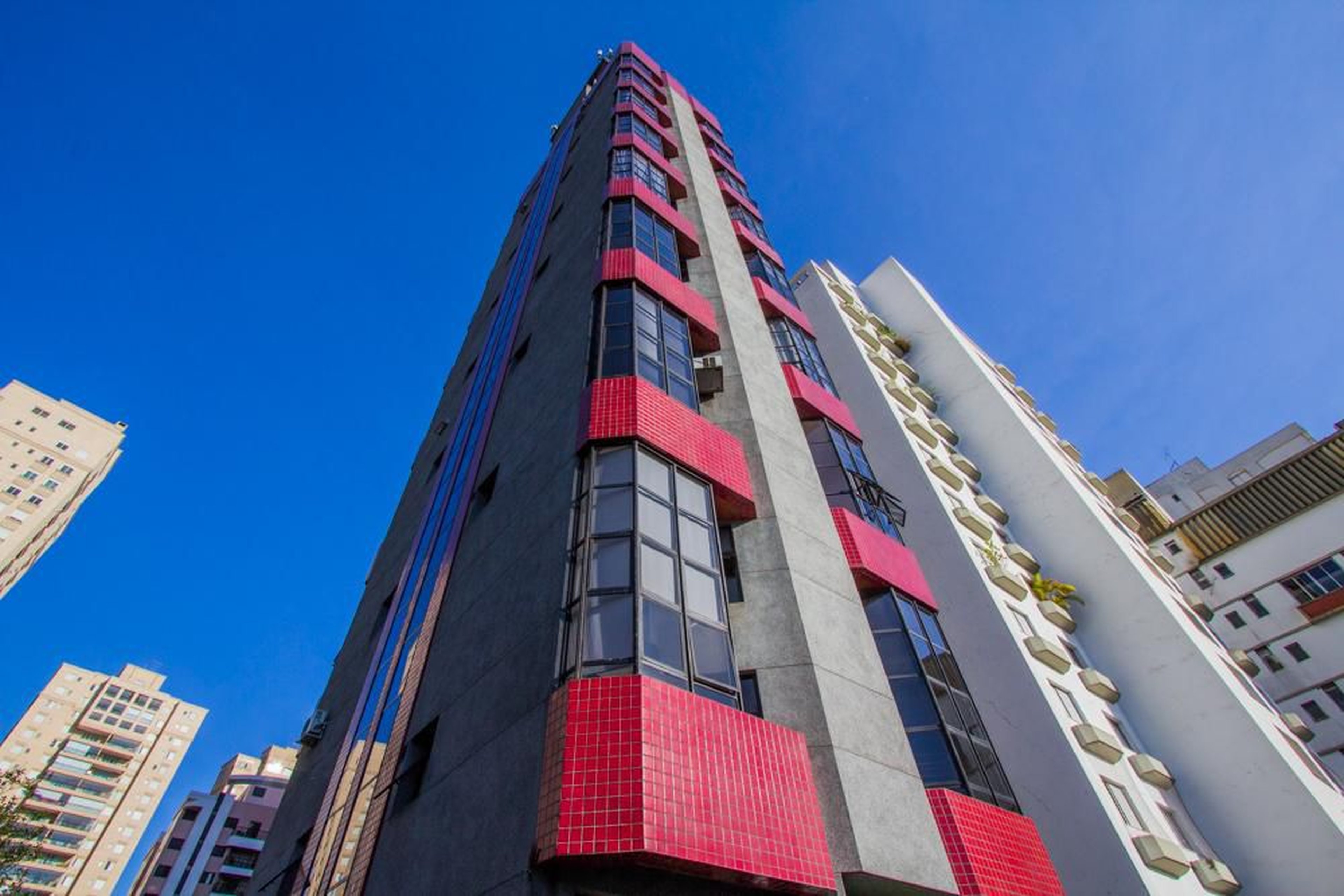 EDIFÍCIO Condomínio Portland Residence