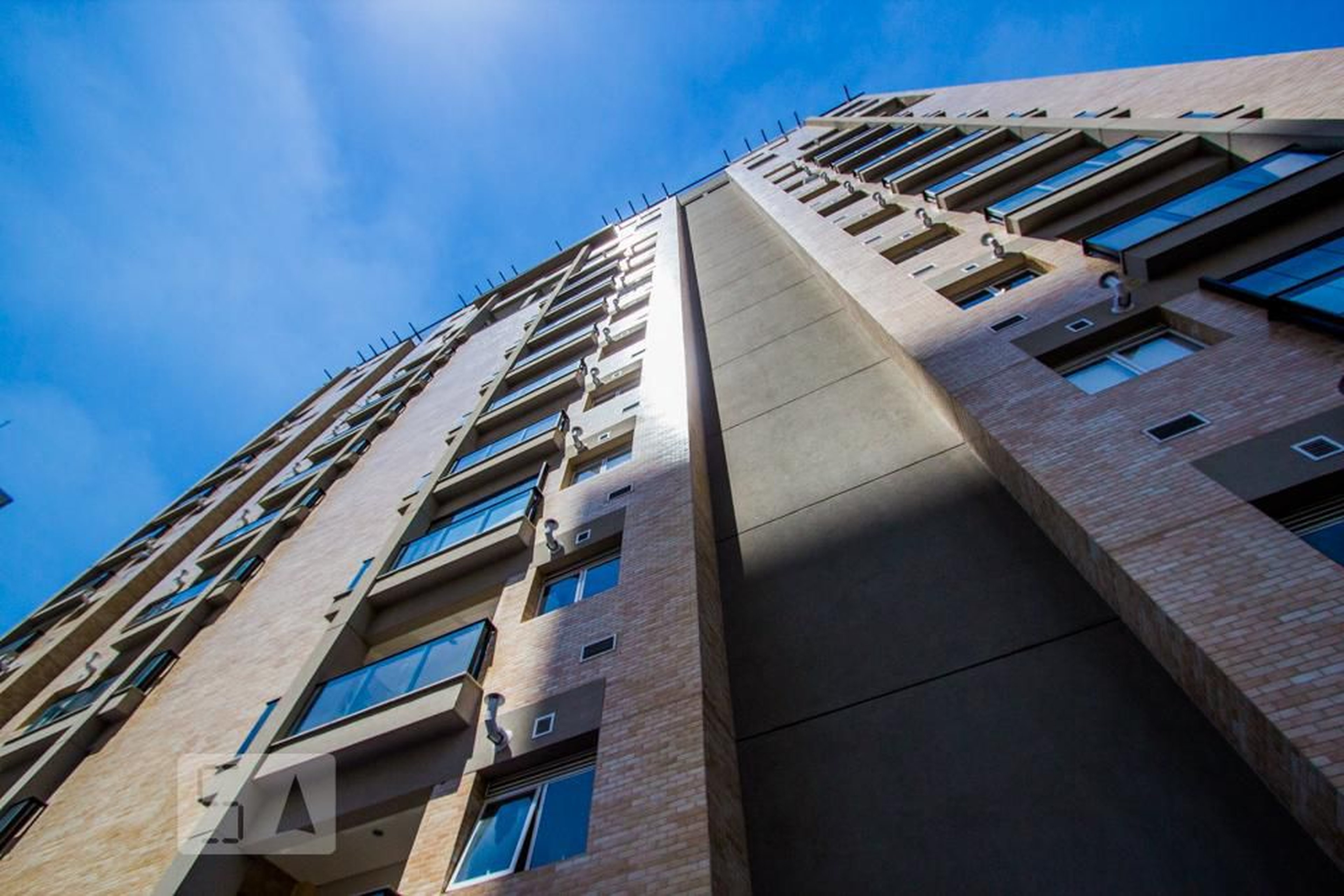 Prédio Condomínio Option