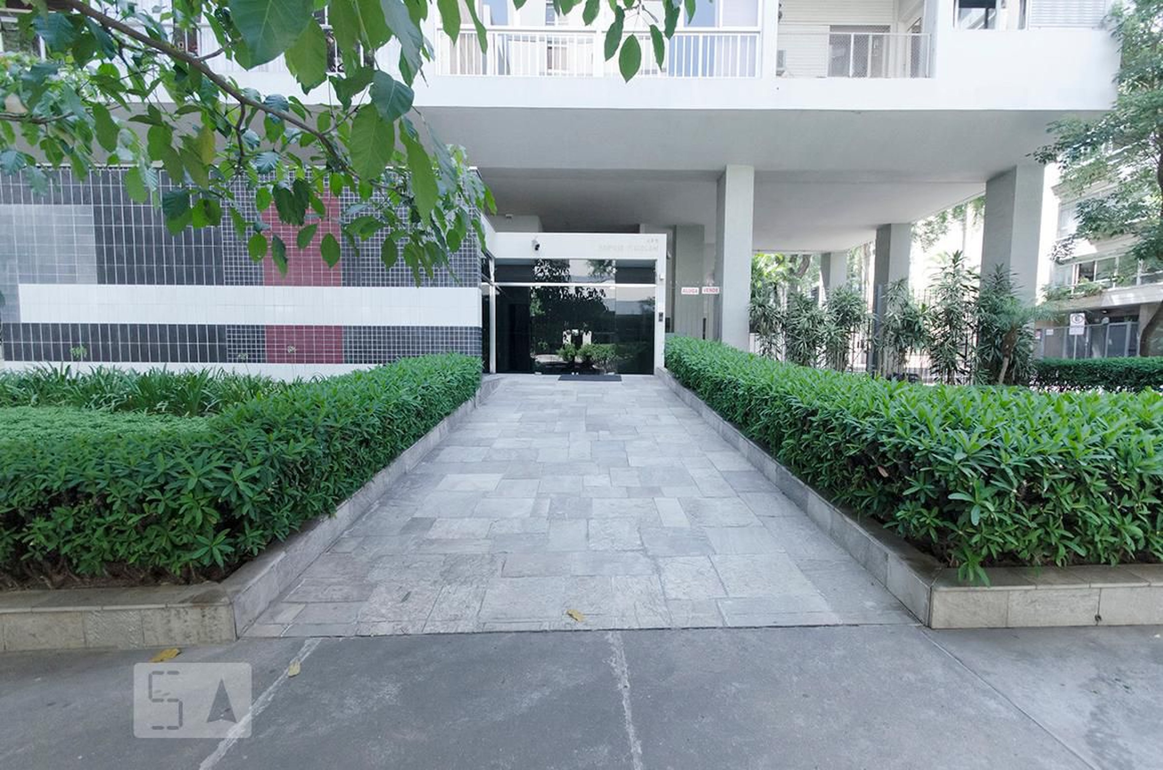 fachada Condomínio Itacolomi