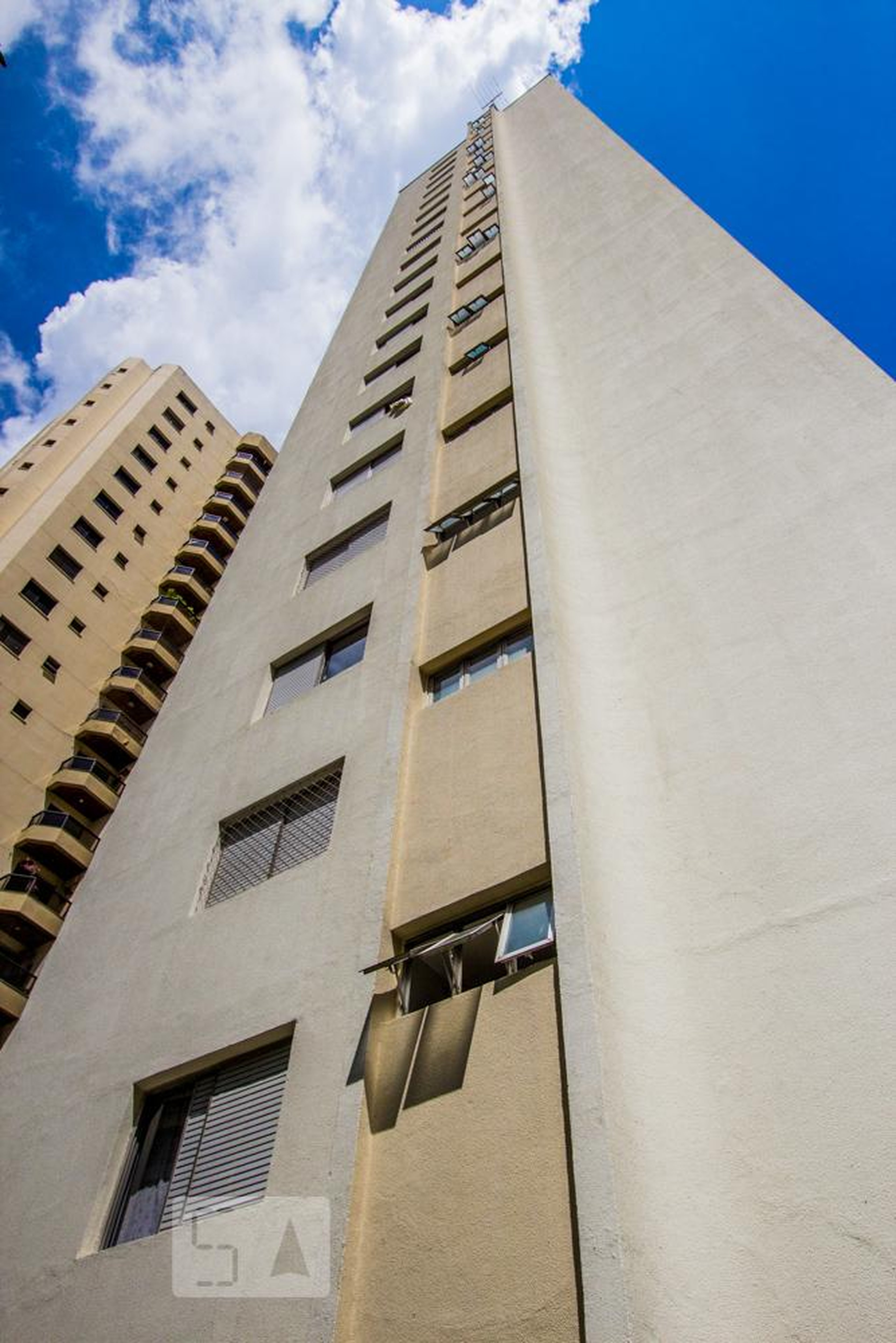 Edifício Condomínio Samambaia