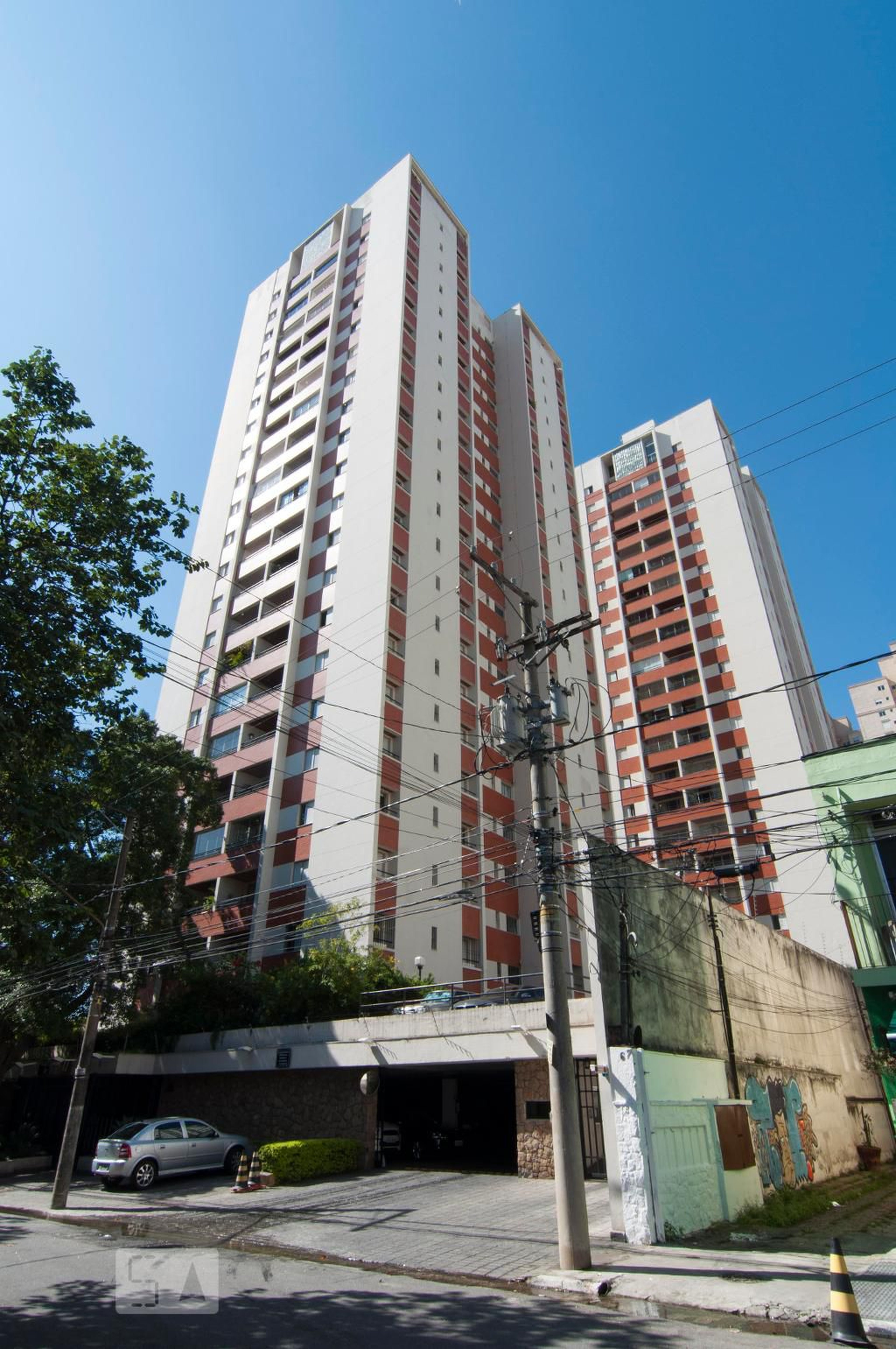 Fachada do condominio Edifício Pássaros Flores