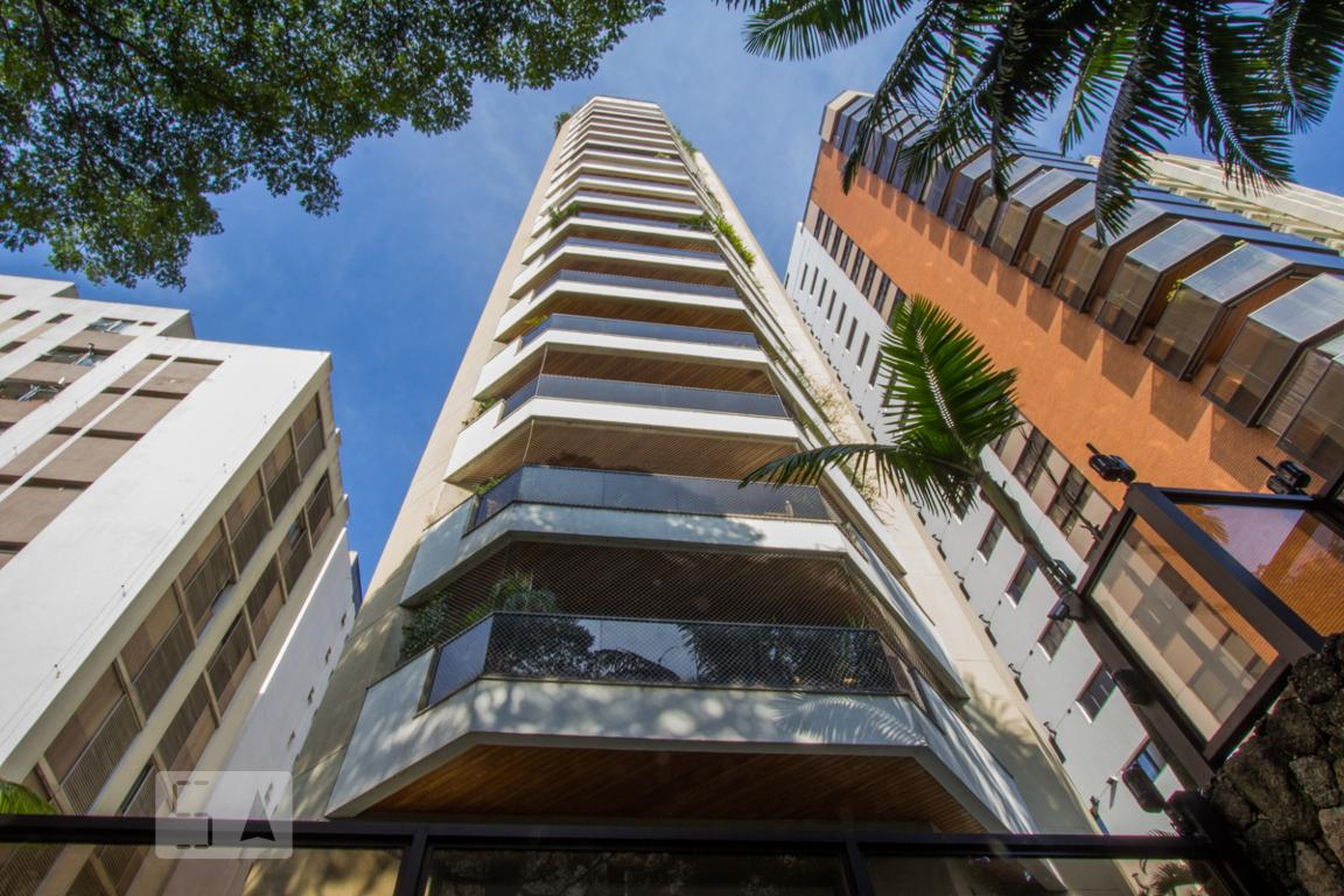 EDIFÍCIO Condomínio em Alameda Glete, 547