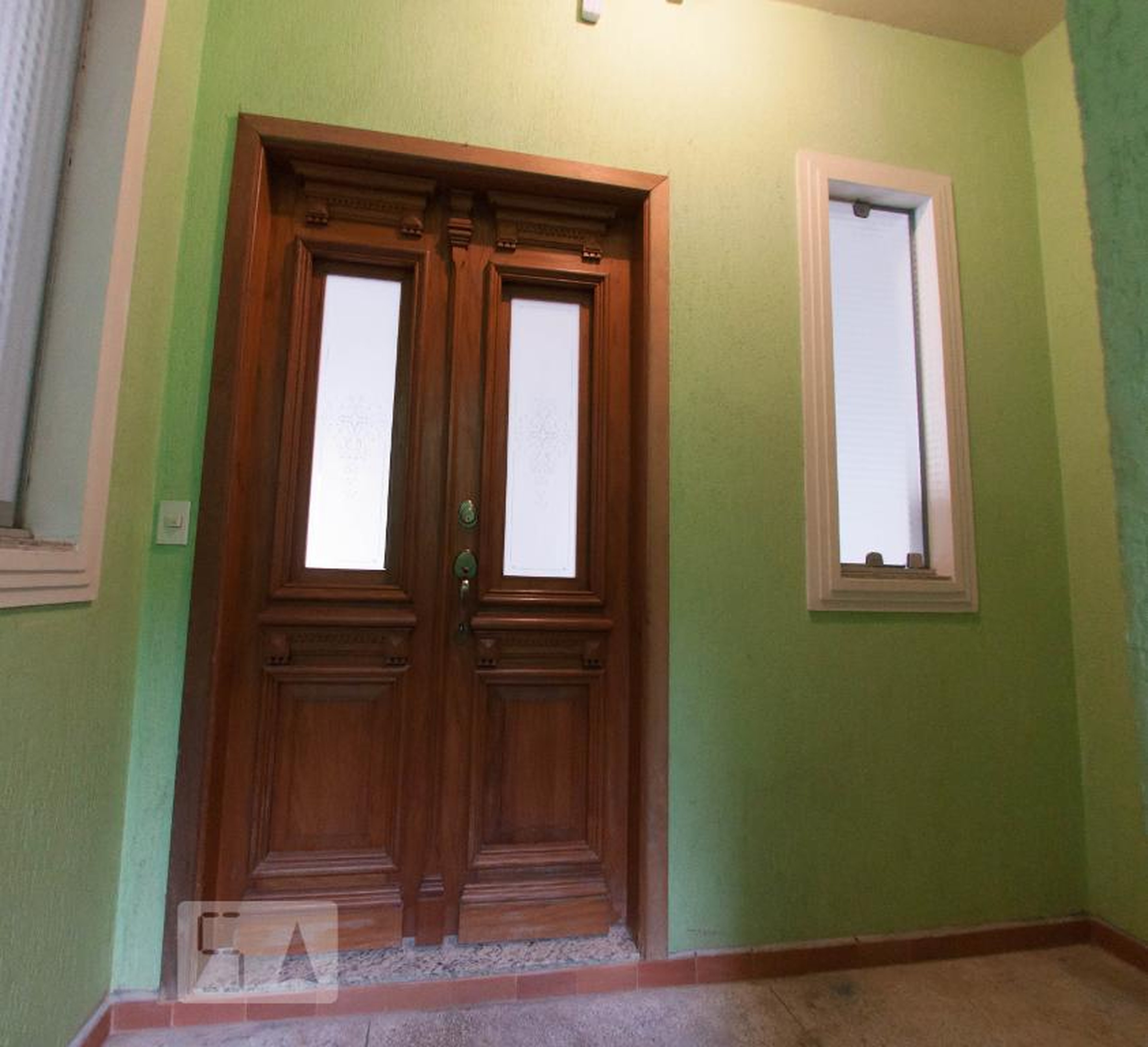 entrada Condomínio em Rua Manoel Dutra, 538