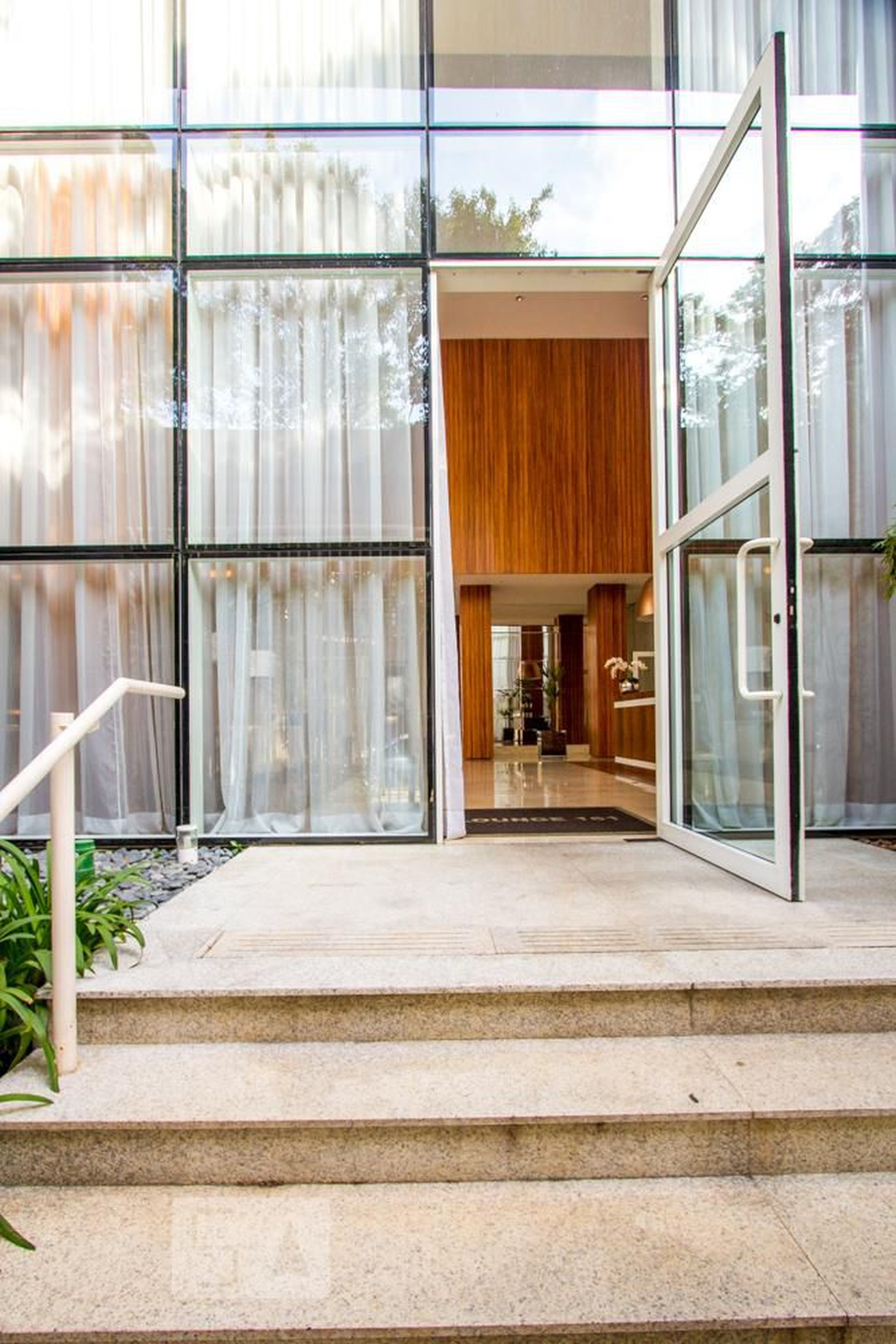 Entrada do Prédio - Lounge 161