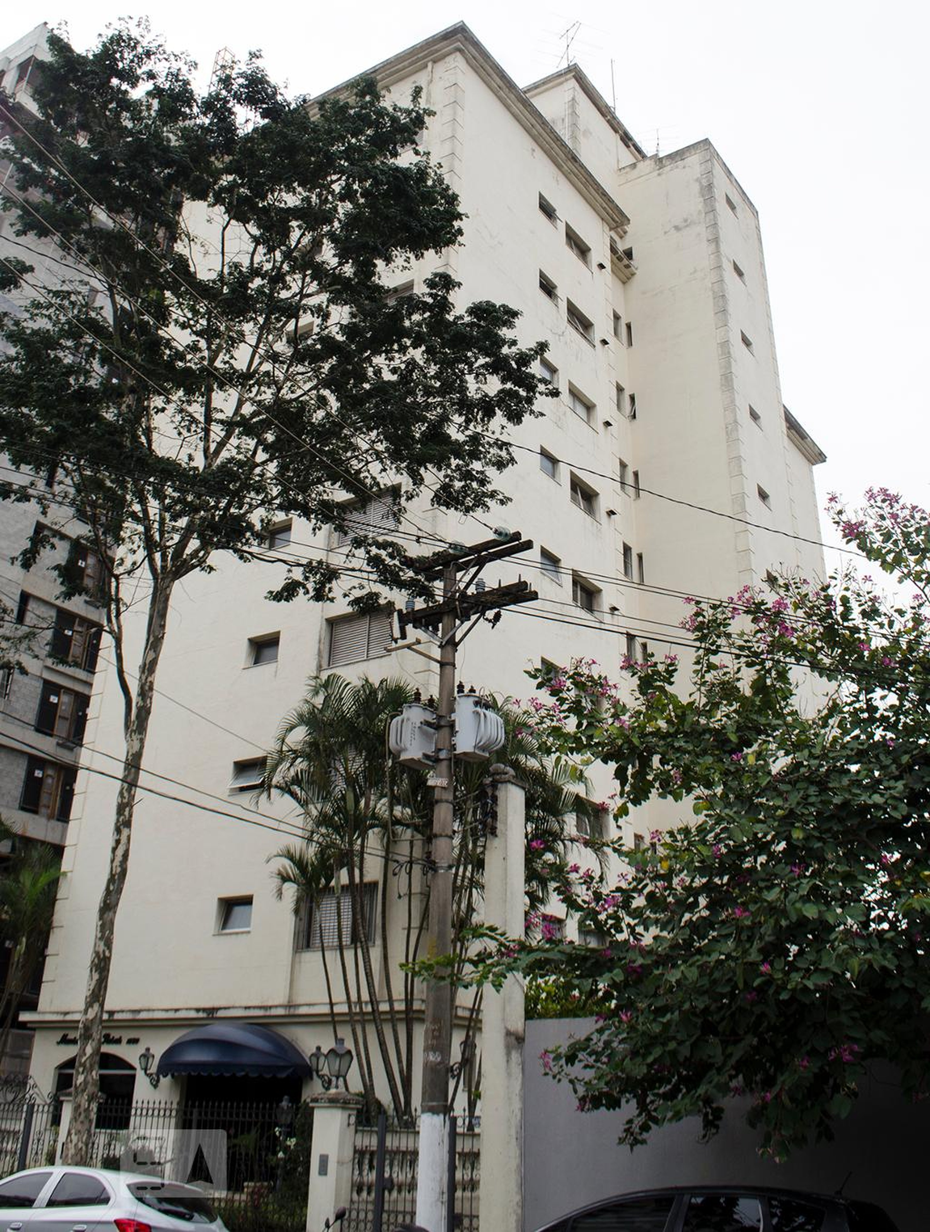 Fachada do Predio Condomínio em Rua Blaise Pascal, 82