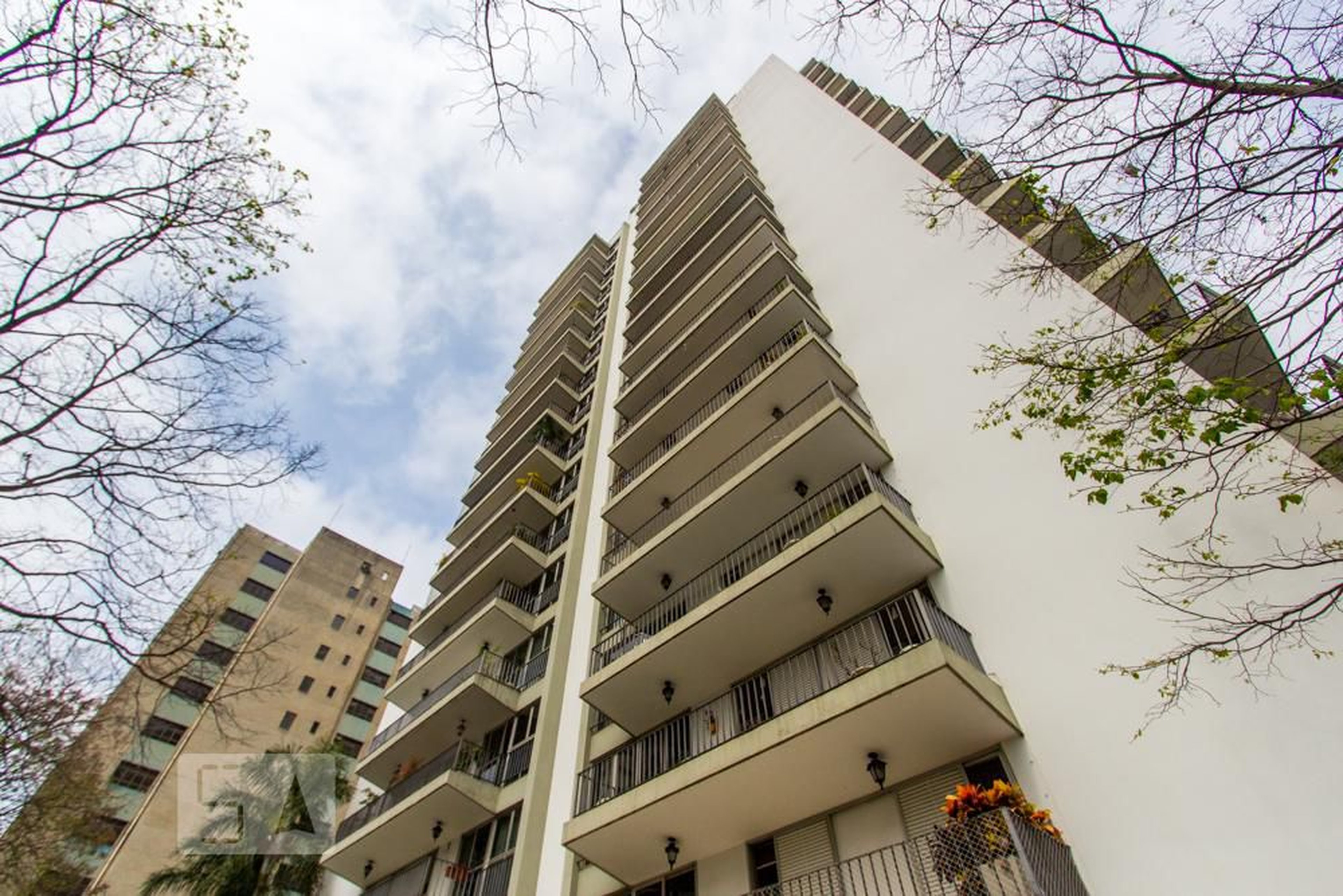 Edificio Condomínio Maison Louvre