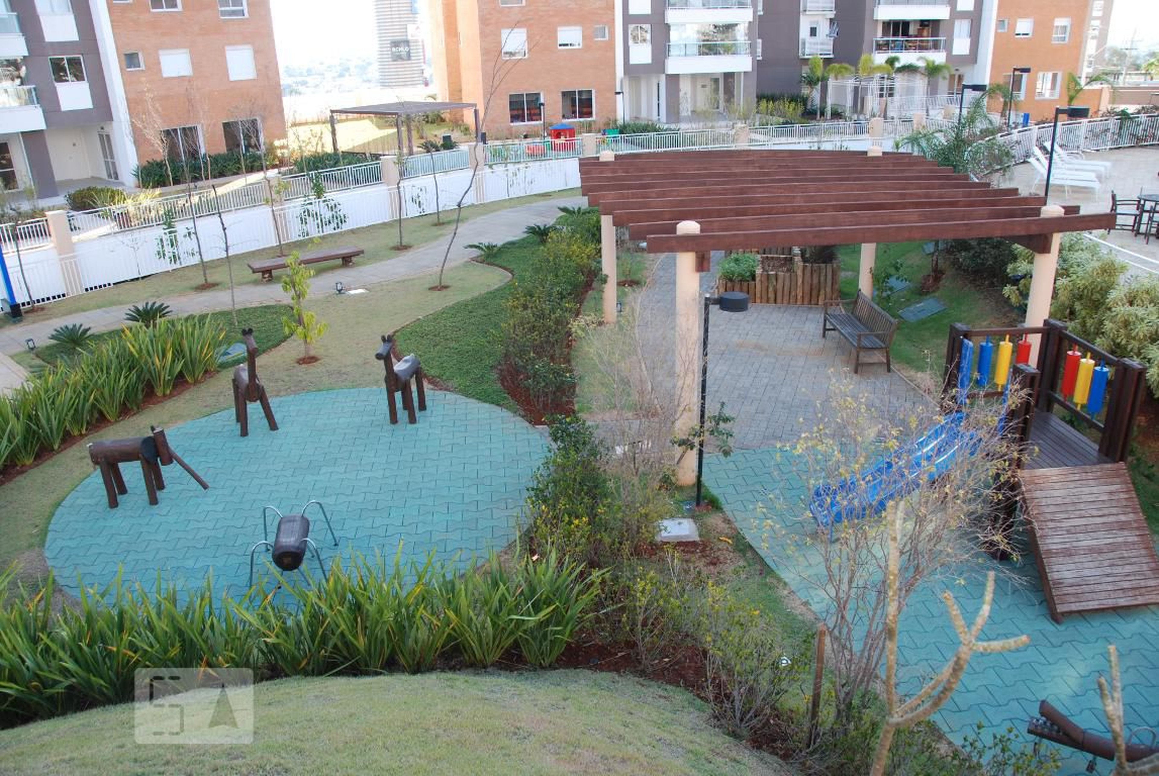 playground - LE Monde