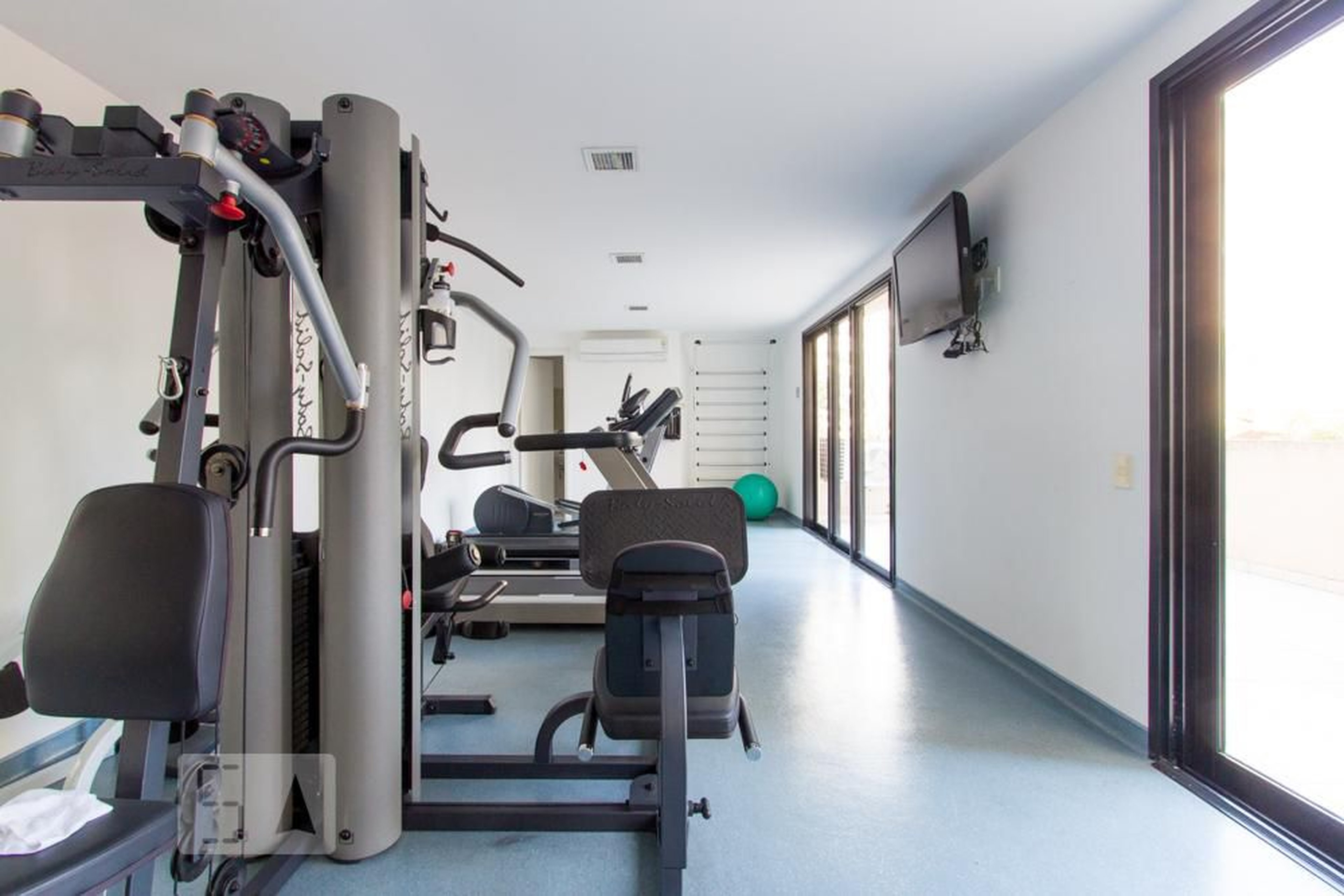 Academia - Petit Palais