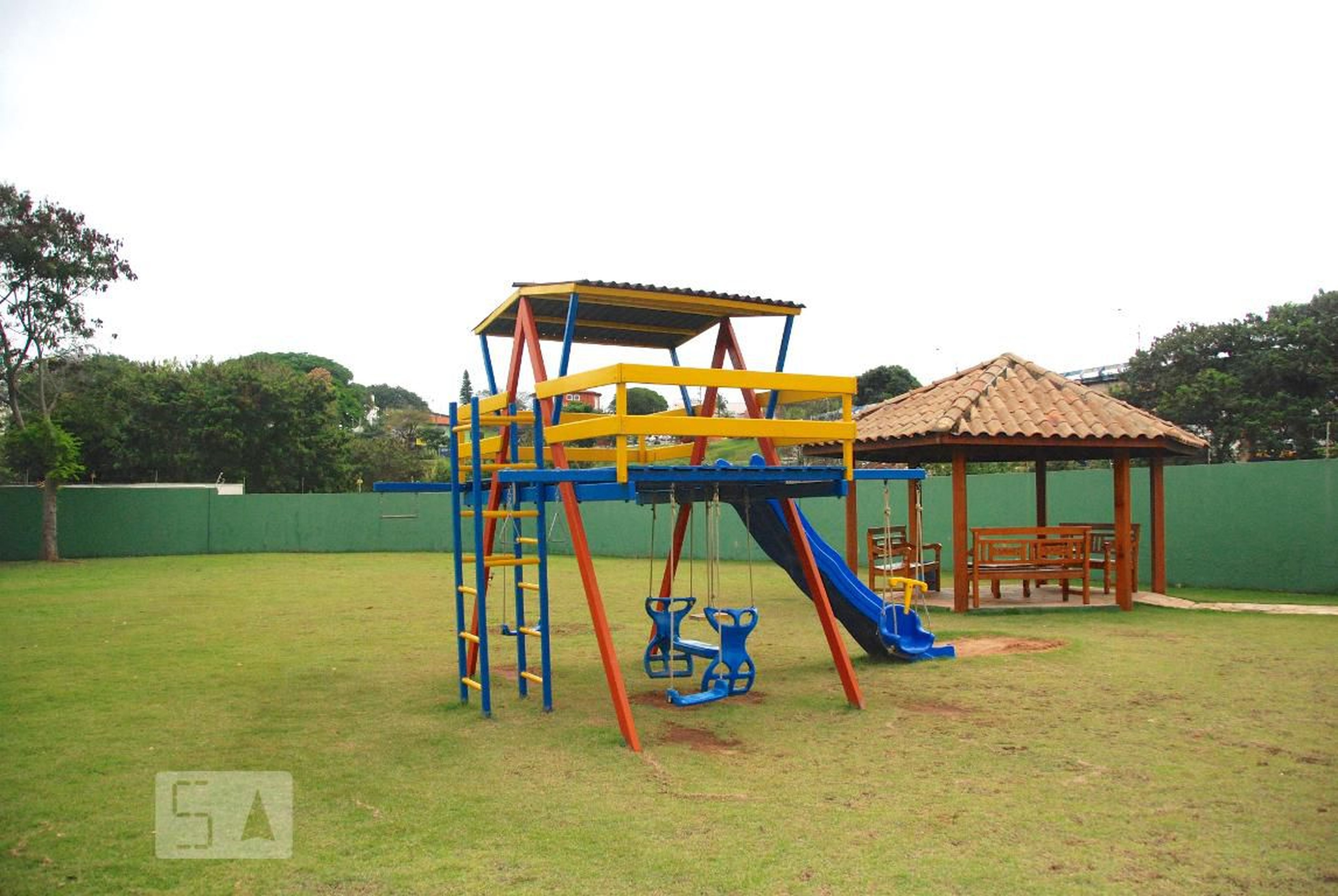 playground - Solar do Flamboyant