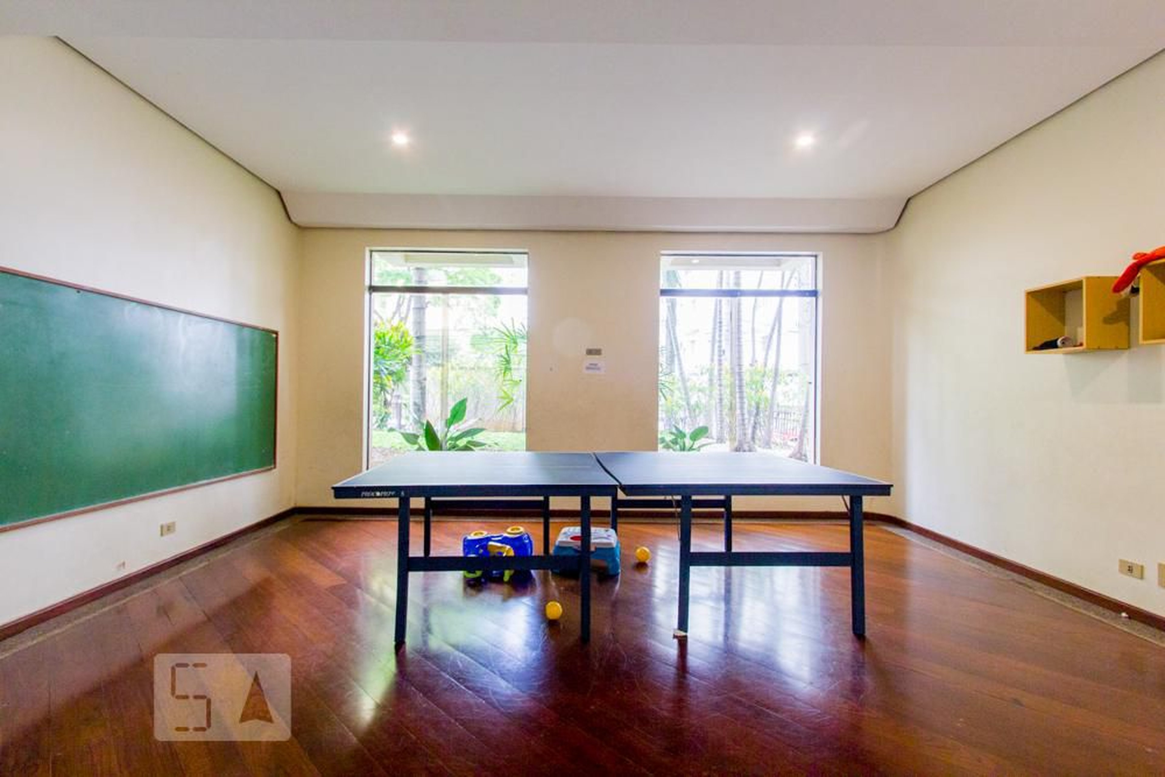 Salão de Jogos - Floral Park
