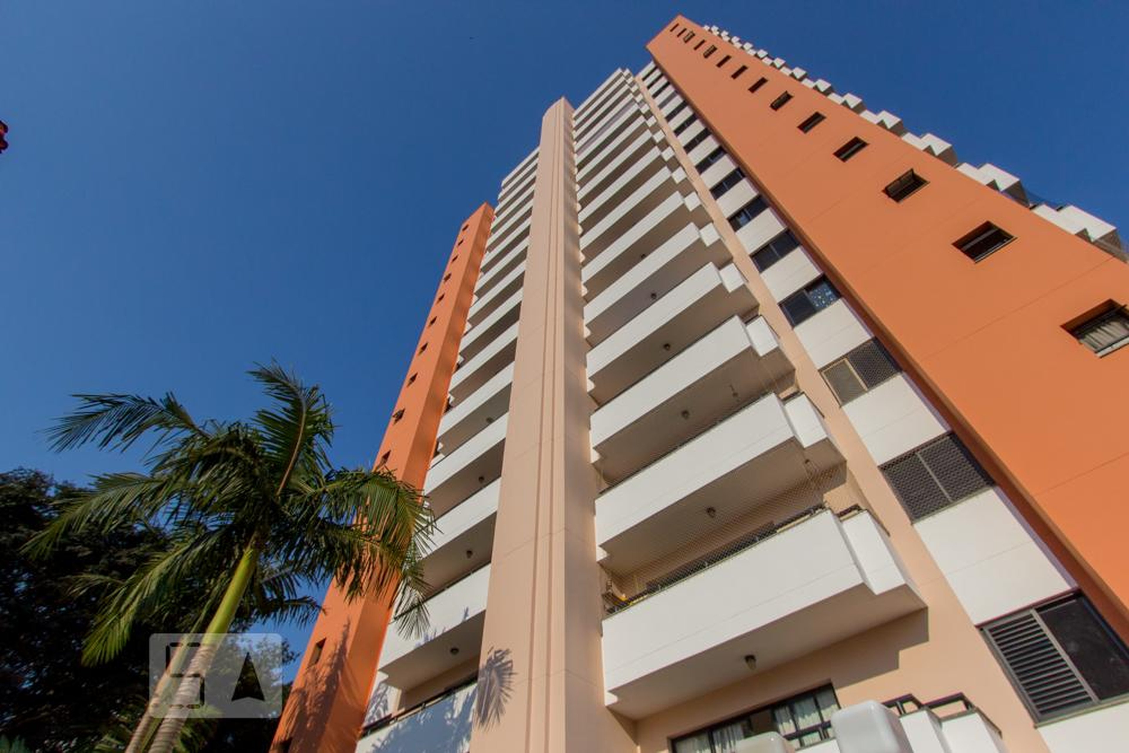 Edificio Condomínio Monte Carlo