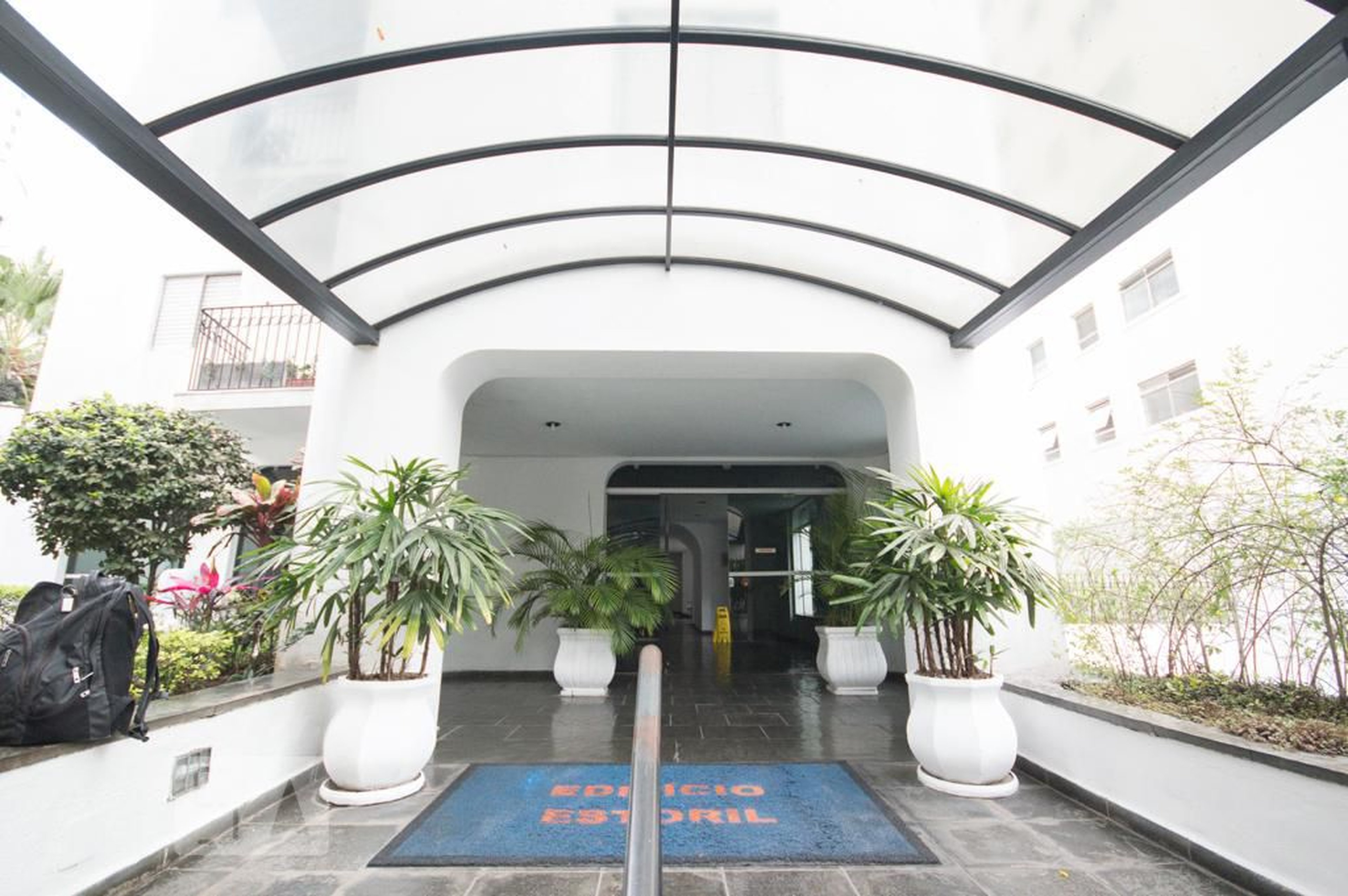 Entrada do Prédio - Edifício Estoril