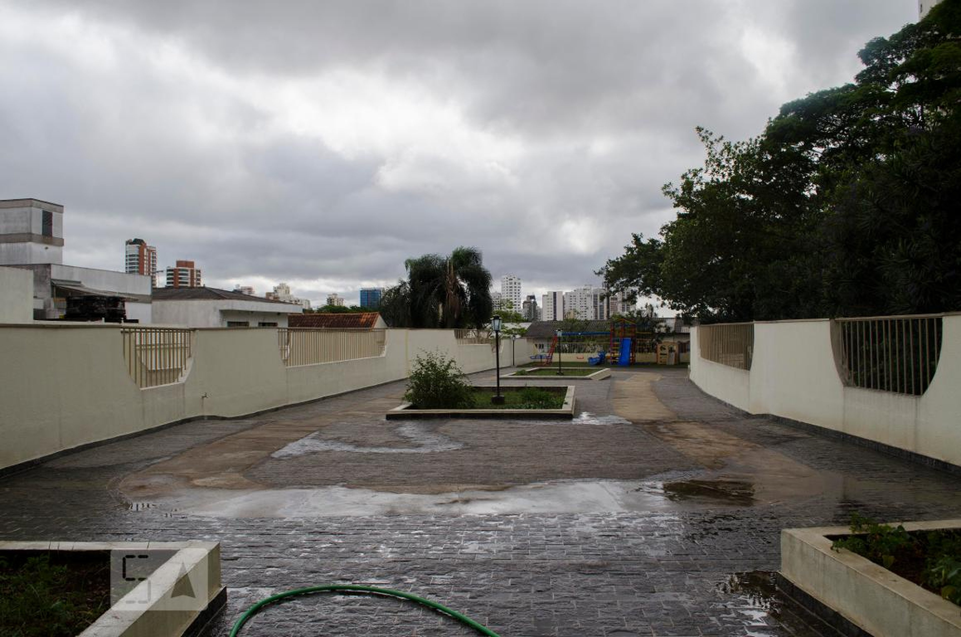 Area externa - Edifício Renoir