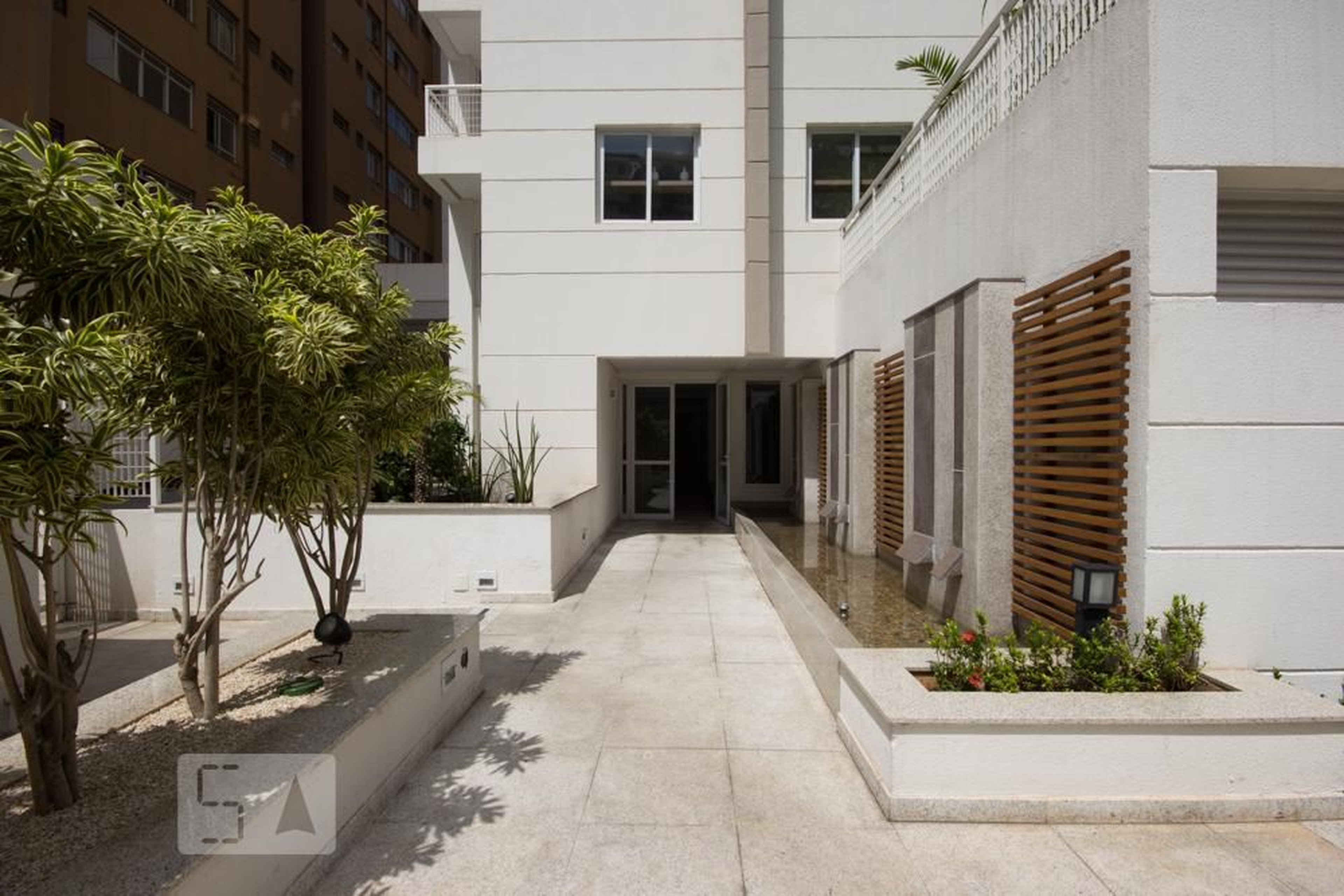 Entrada do prédio - Connect Urban Space