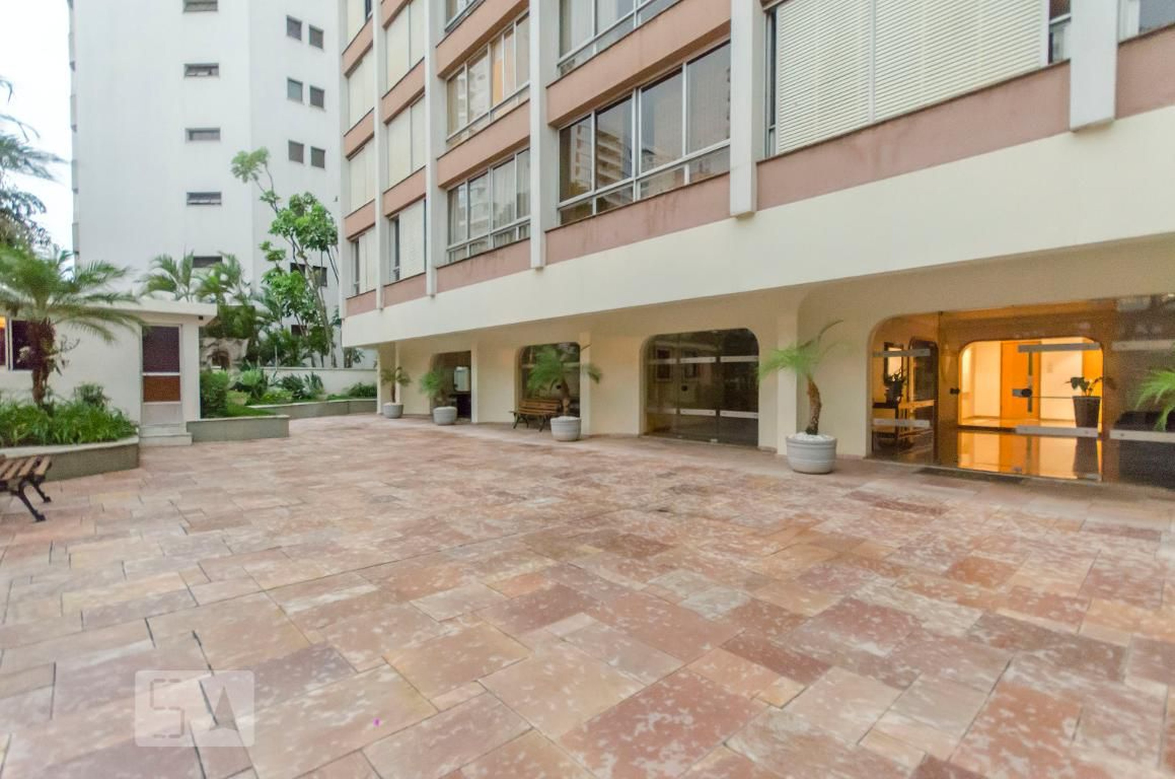 Area externa - Ascott