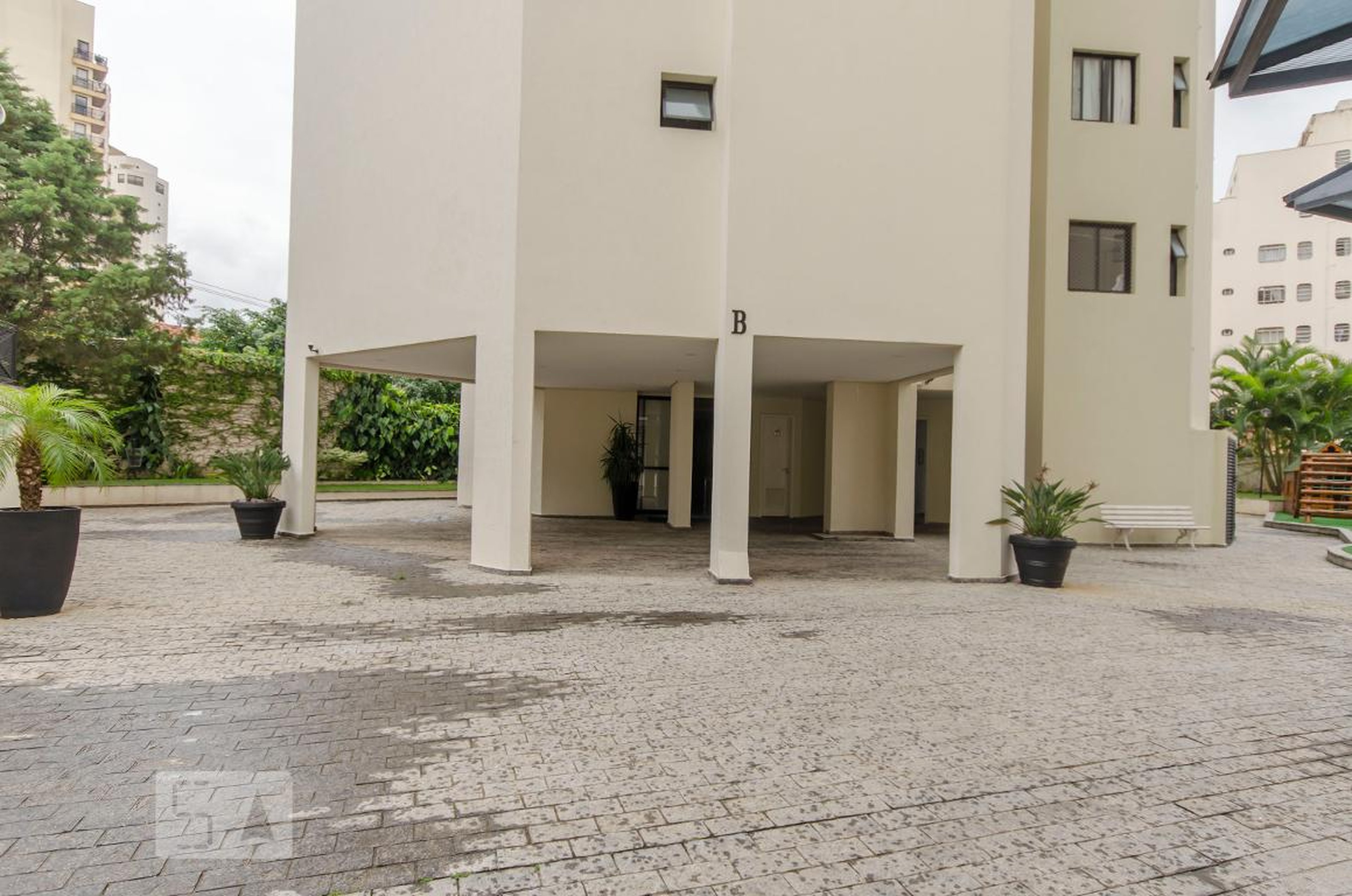 Area externa - Edifício Duas Torres