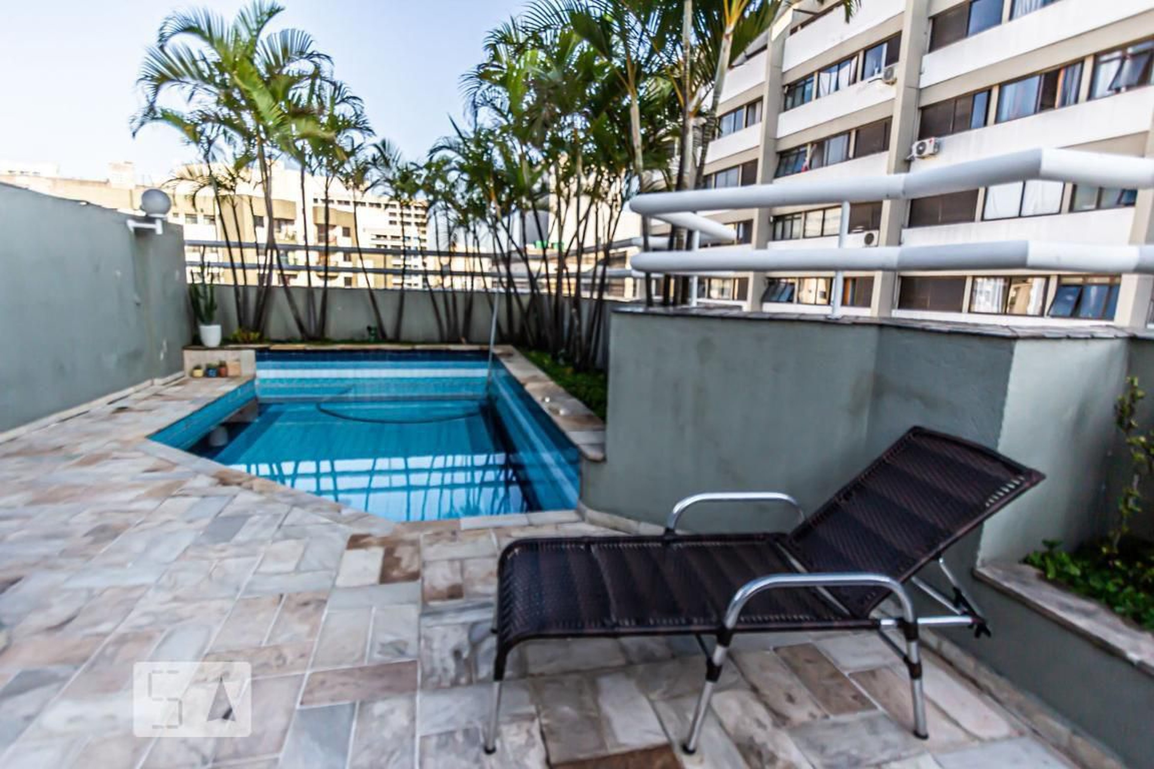 Piscina - Edifício Blue Bird