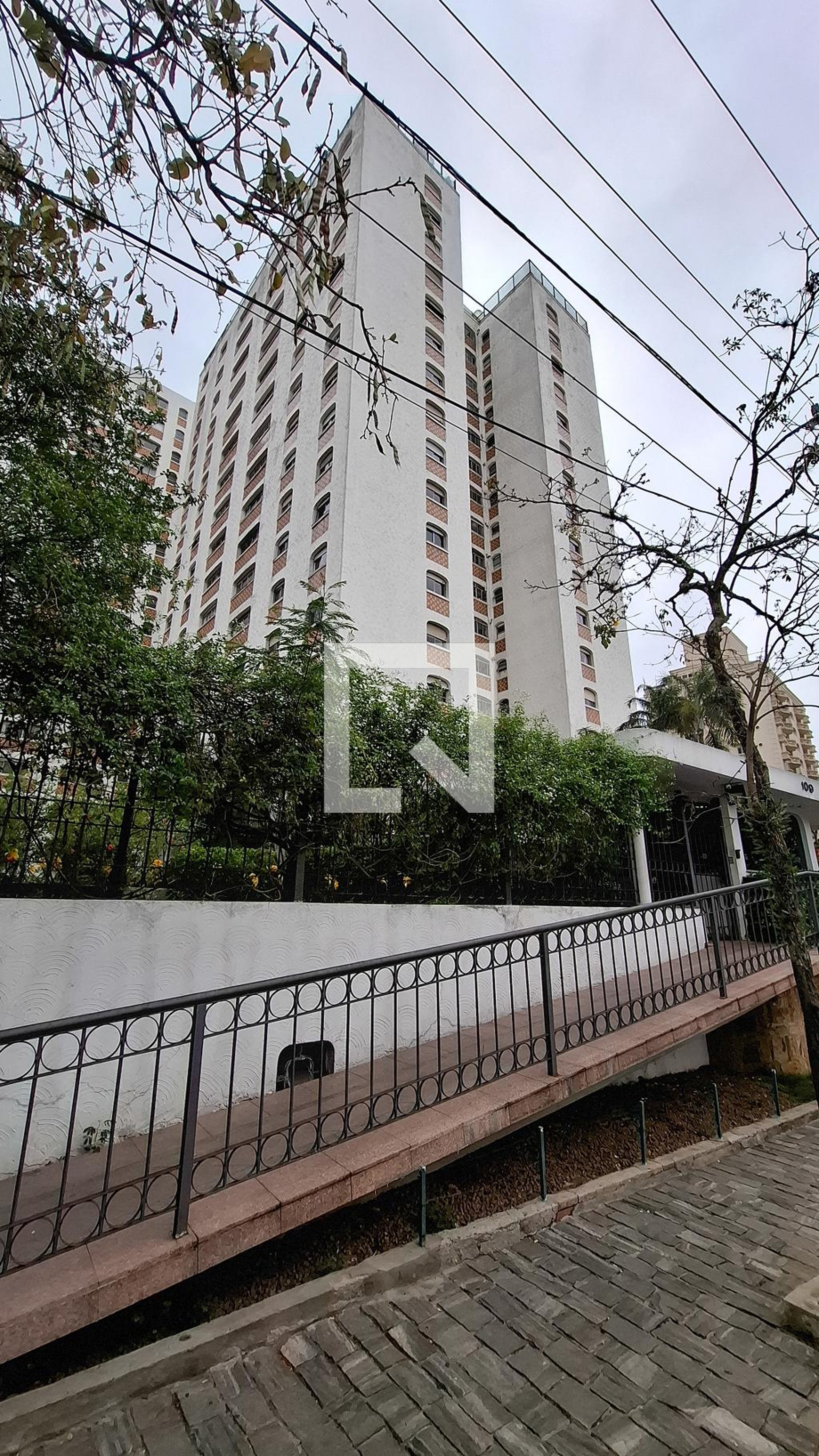 Fachada do Prédio Condomínio Mirante do Sumaré