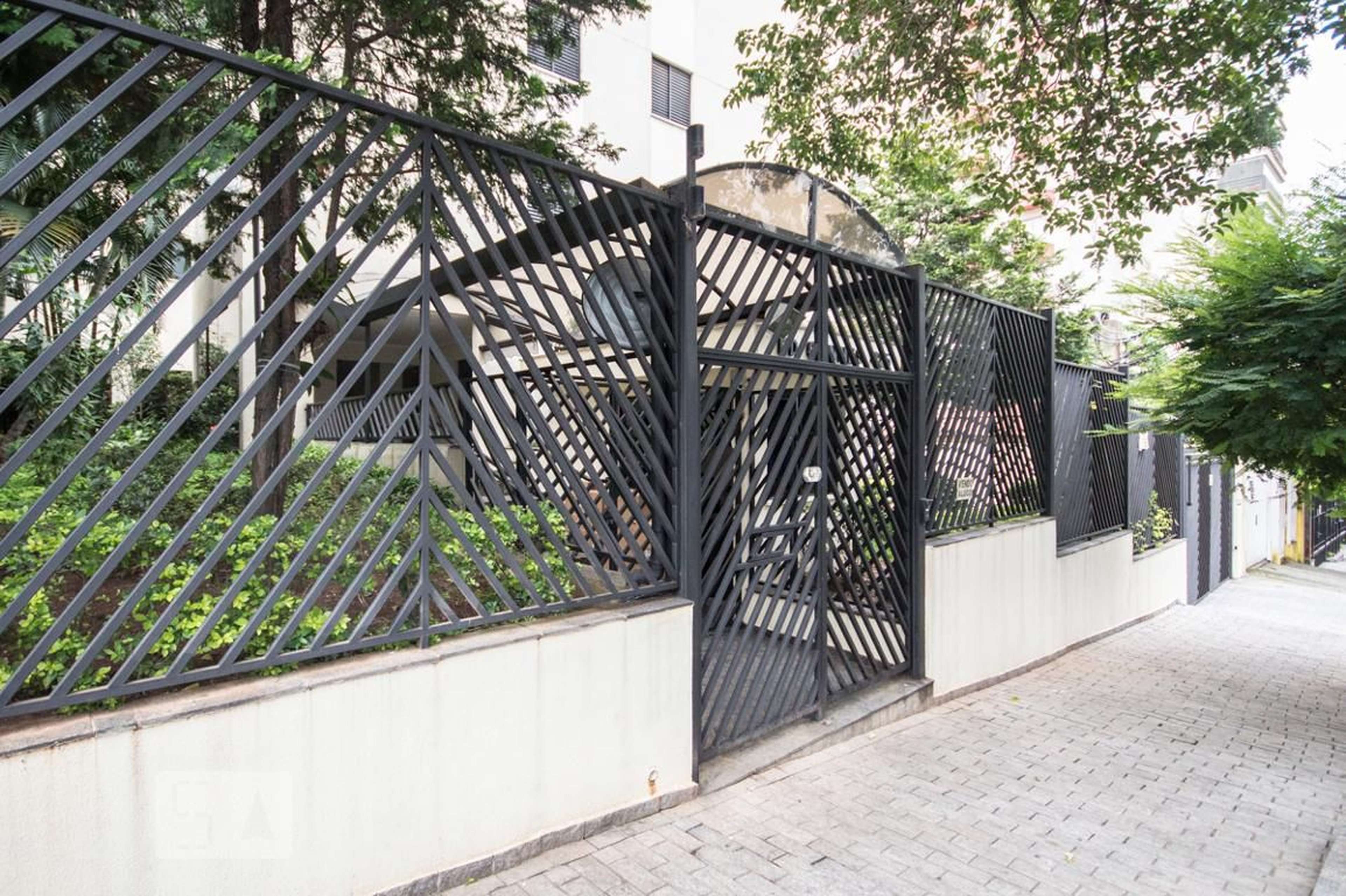 Fachada Condomínio em Avenida Itaboraí, 425