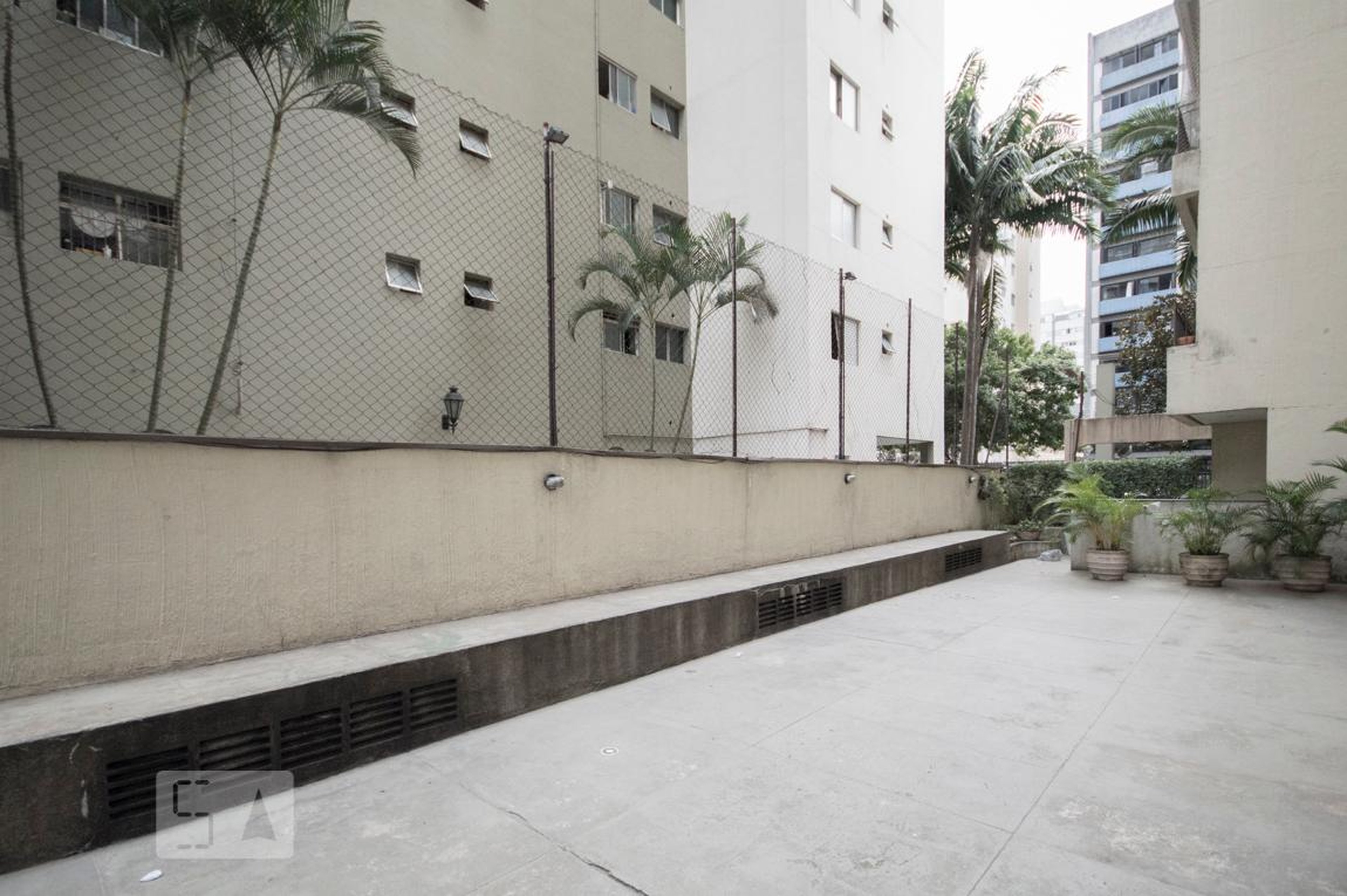 Área Externa - Edifício Flávia