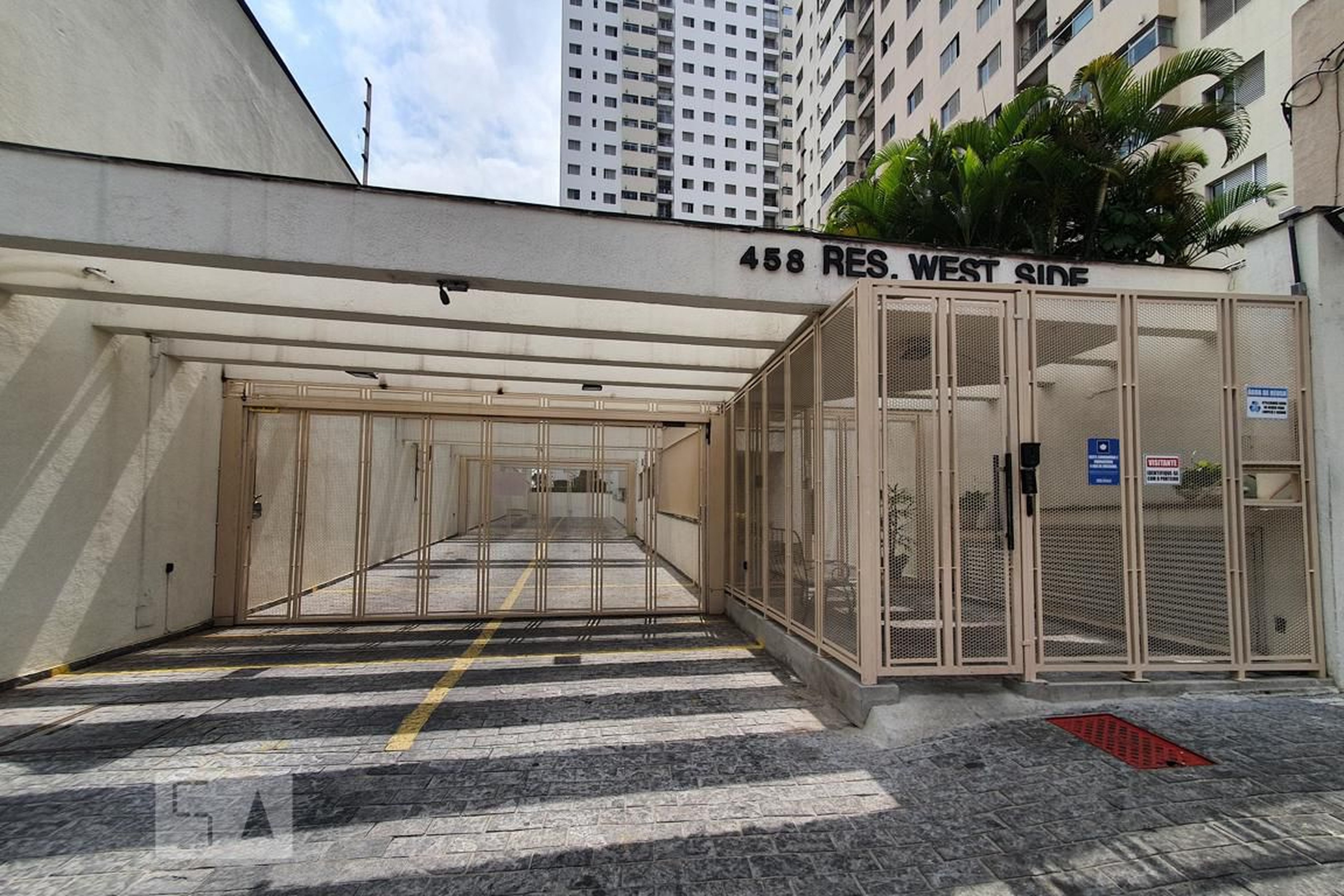 Fachada Edifício West Side