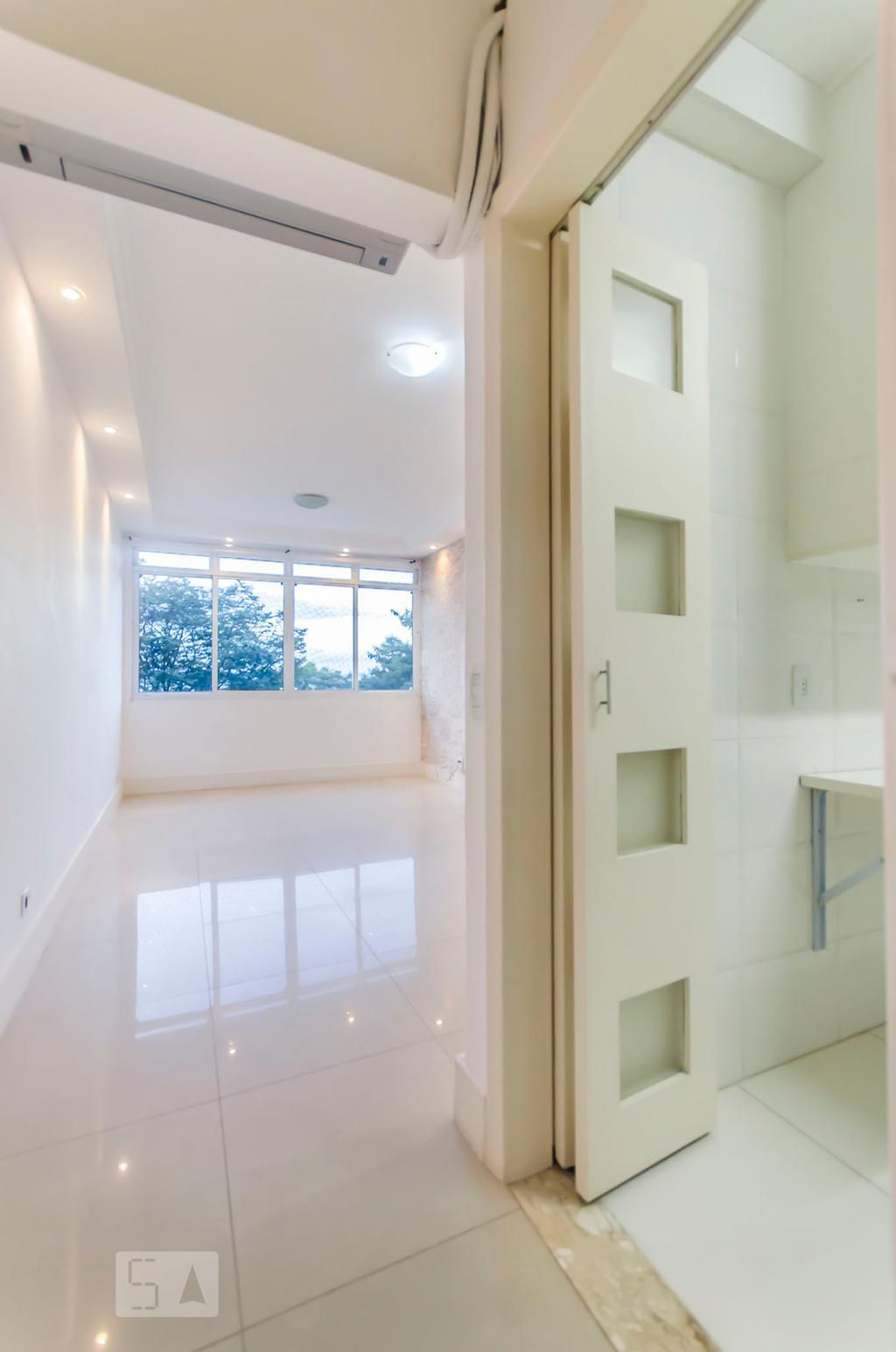 Entrada social - Edifício Solar Sumaré I