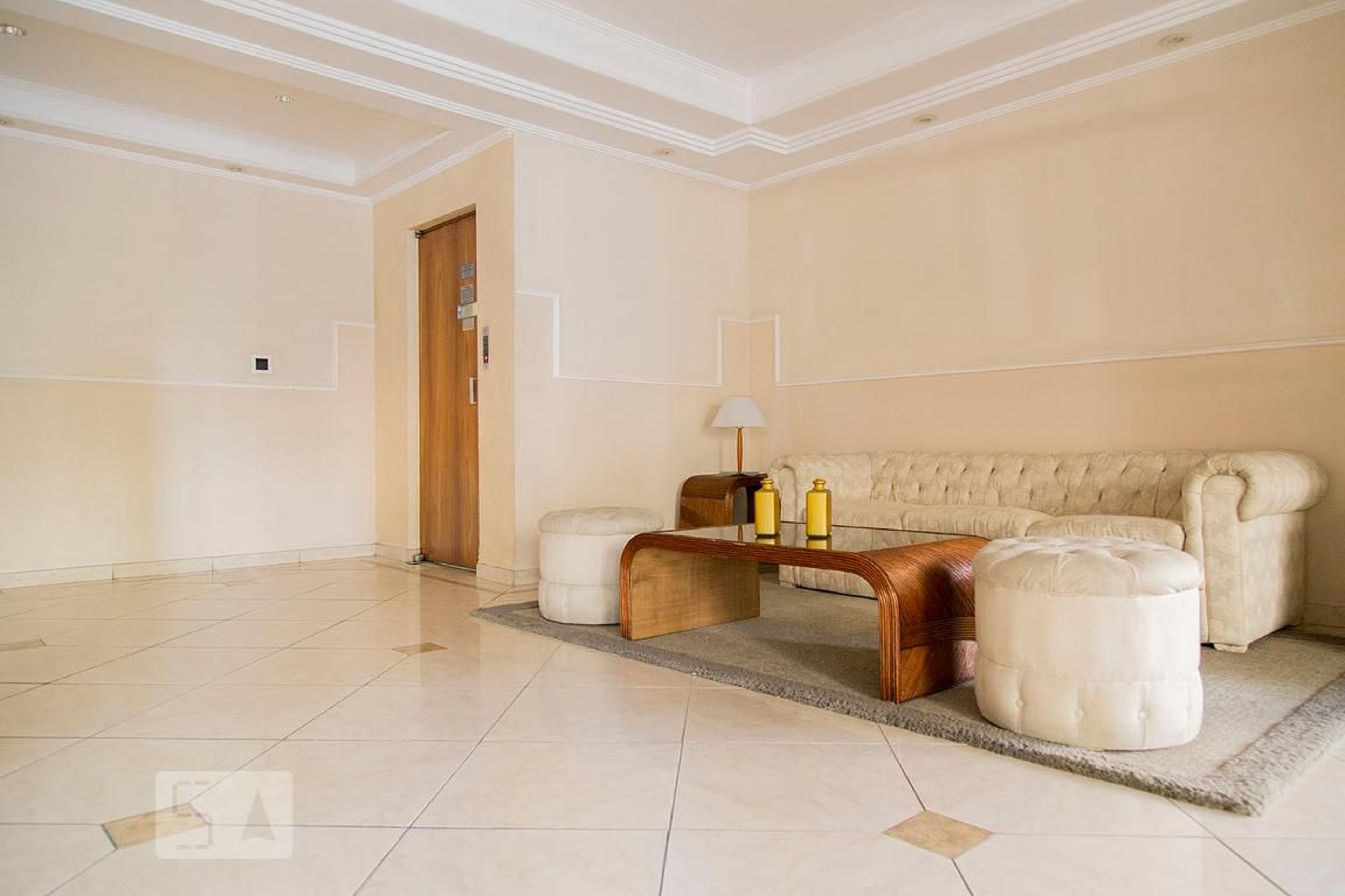 Hall de entrada Condomínio Maison Royale