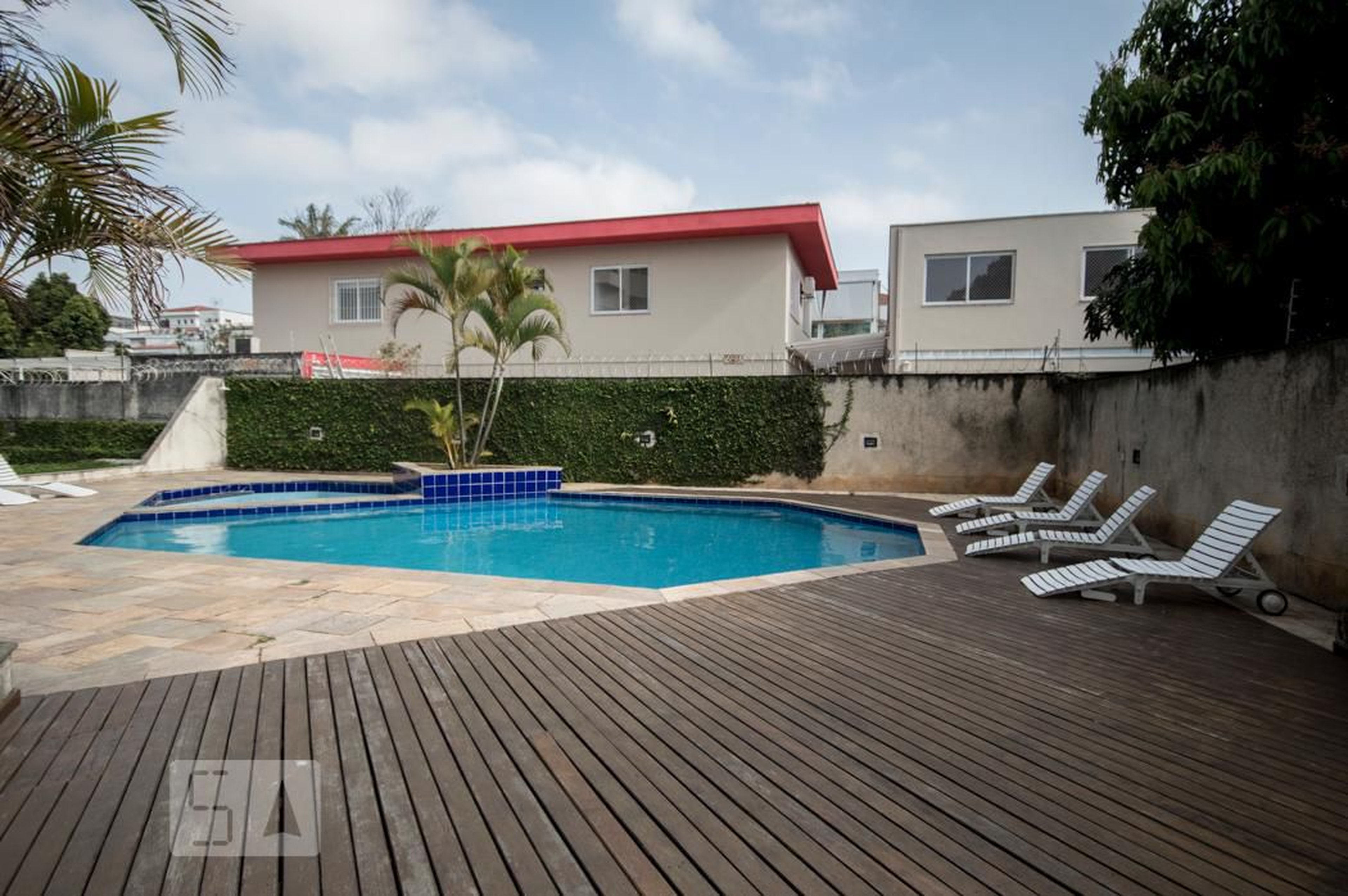 Piscina - Edifício Saint Germain