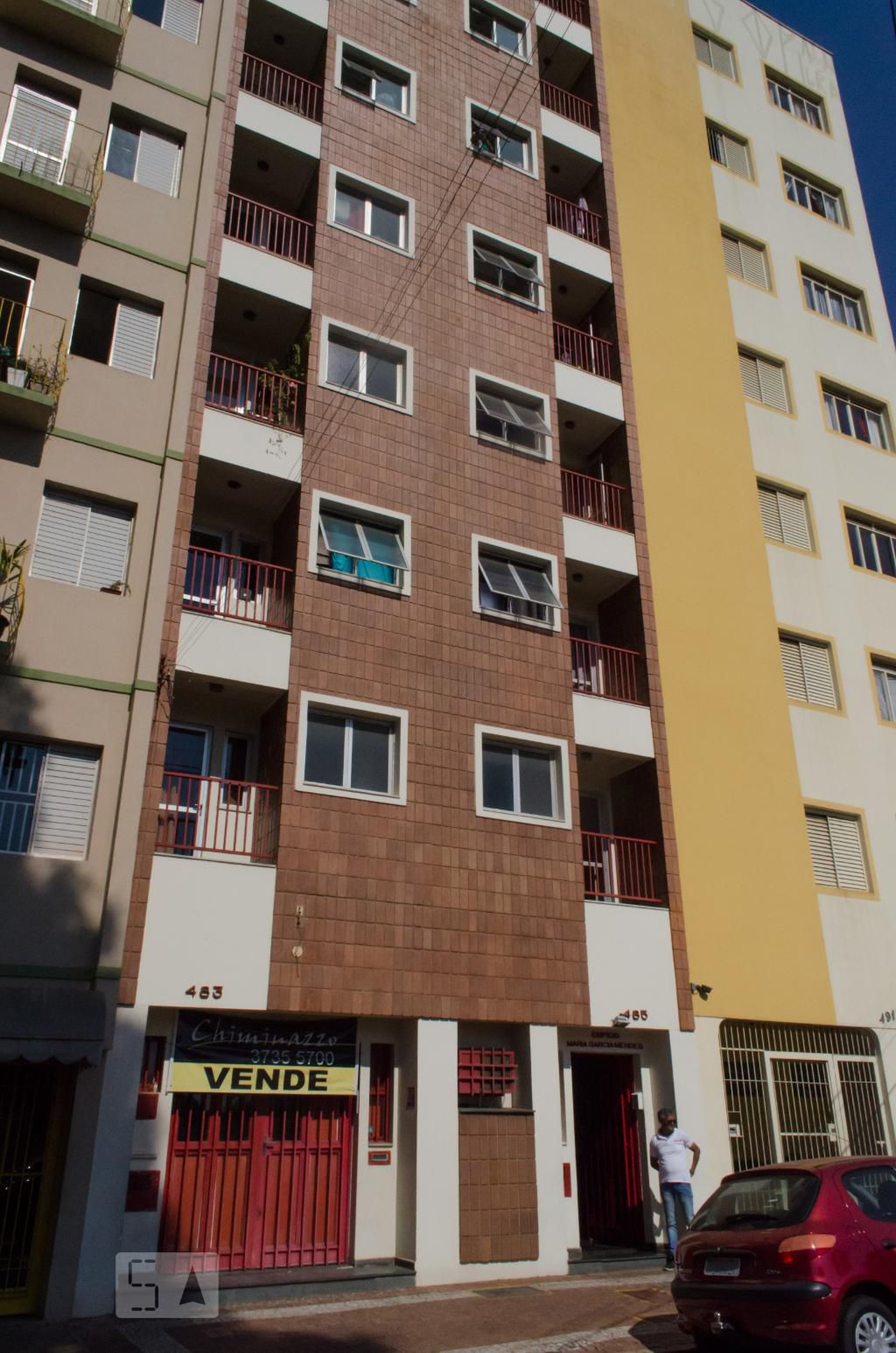 Fachada do prédio Condomínio em Rua Culto à Ciência, 485