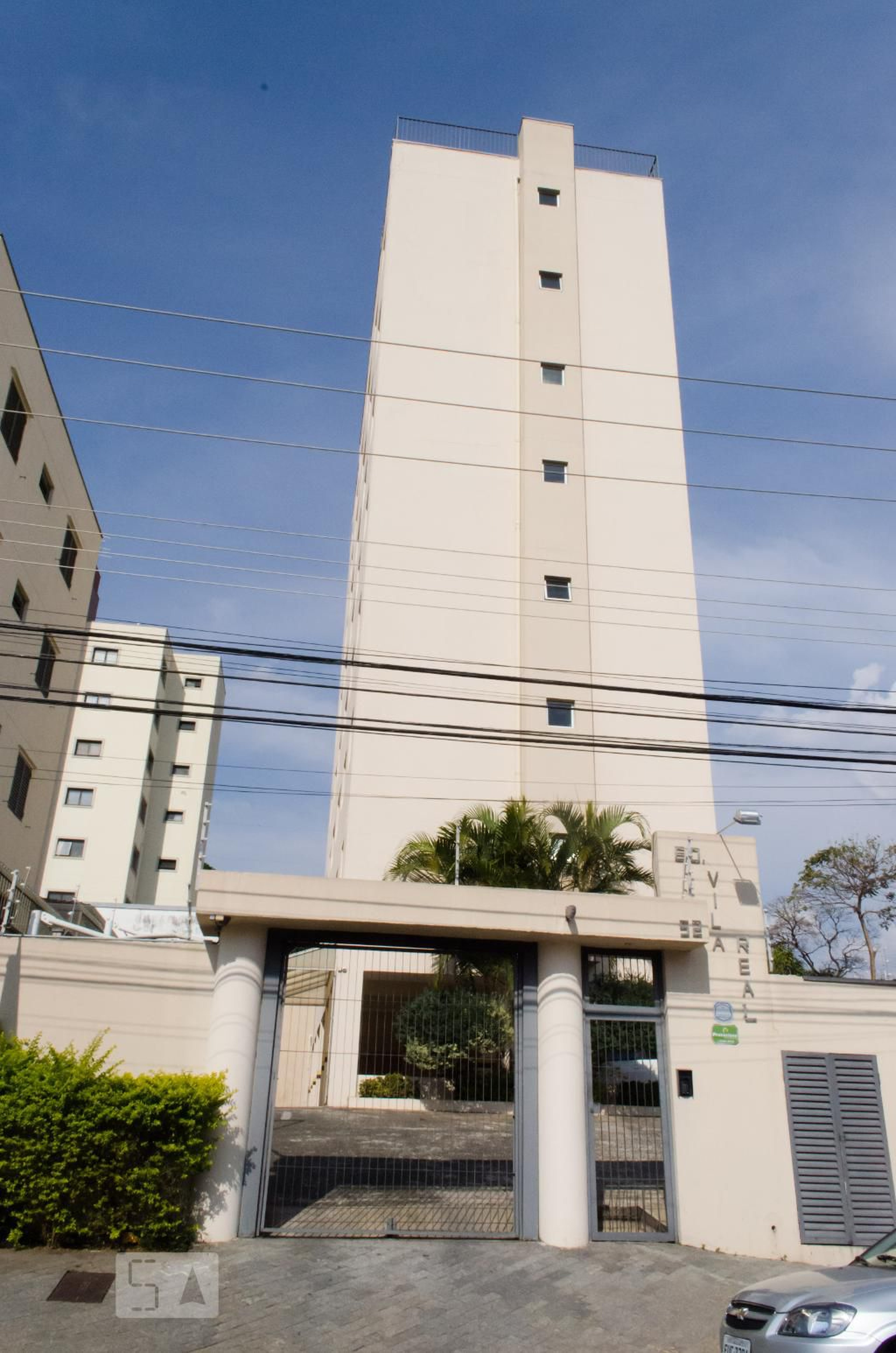 Fachada do prédio Condomínio em Rua Ernani Pereira Lopes, 52