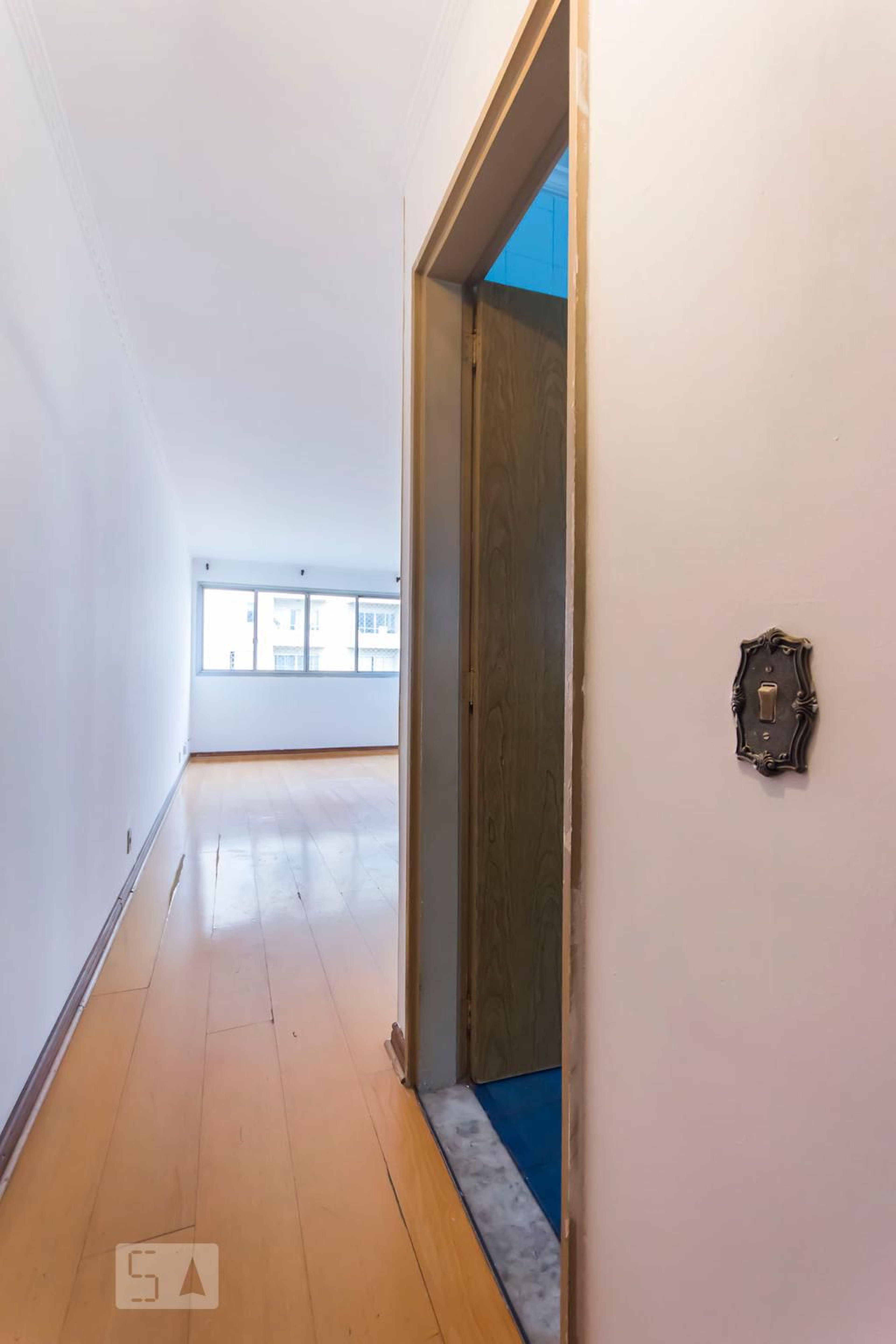 Entrada social - Adelino Gaspar