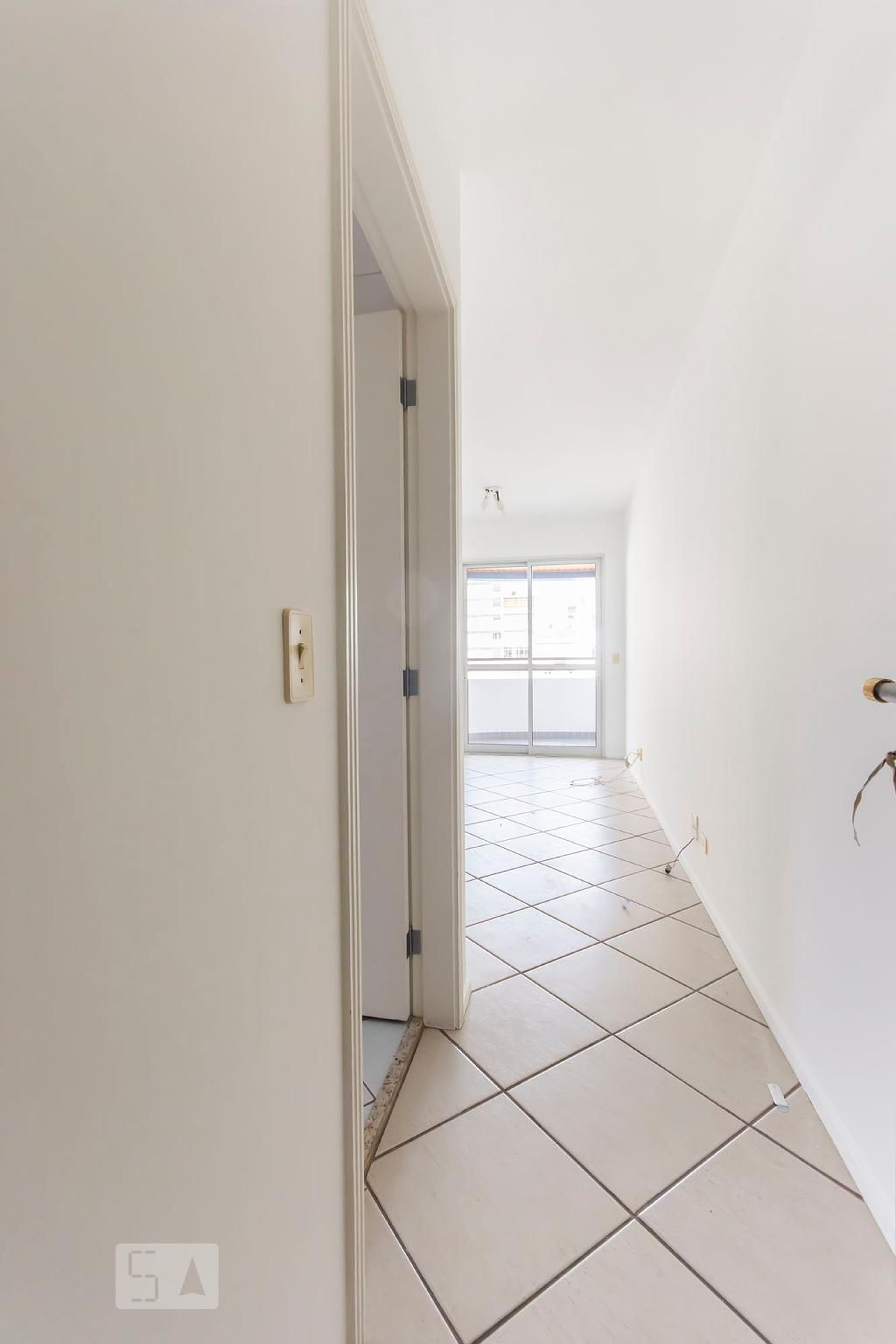 Entrada social - Edifício Plaza Athenée