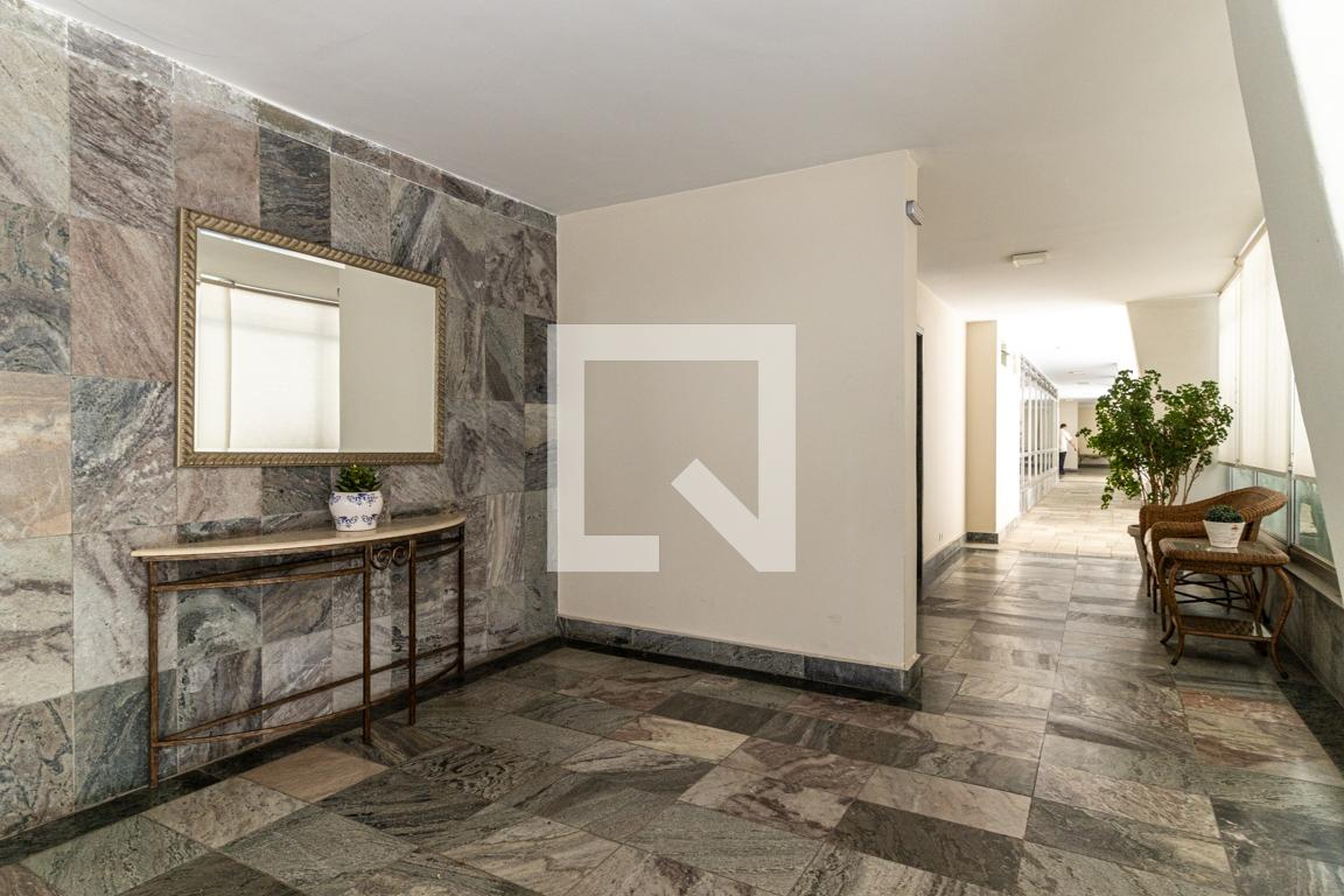 Hall Social - Charmaine