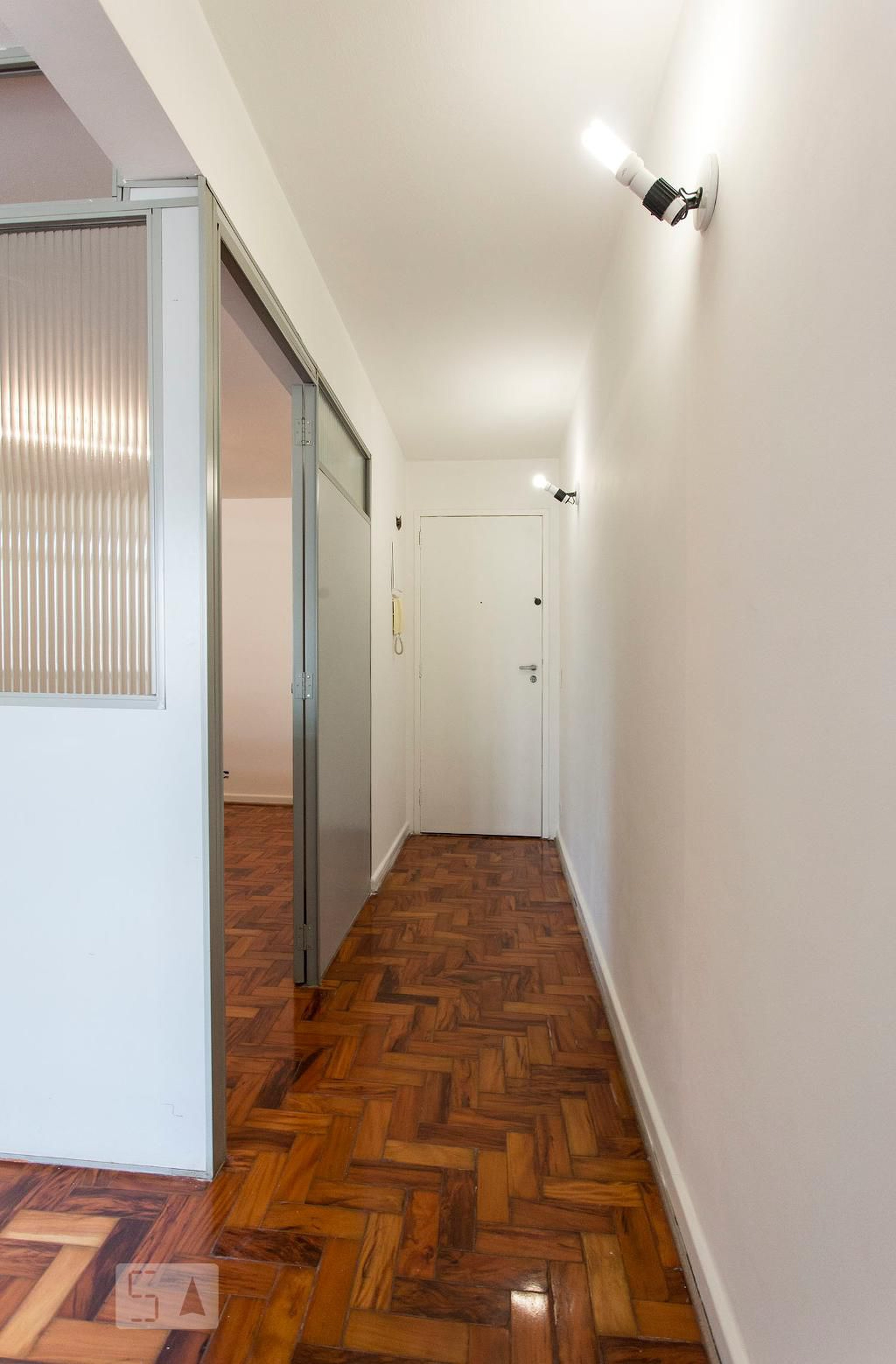 Entrada social - Edifício Carolina Prestes Maia