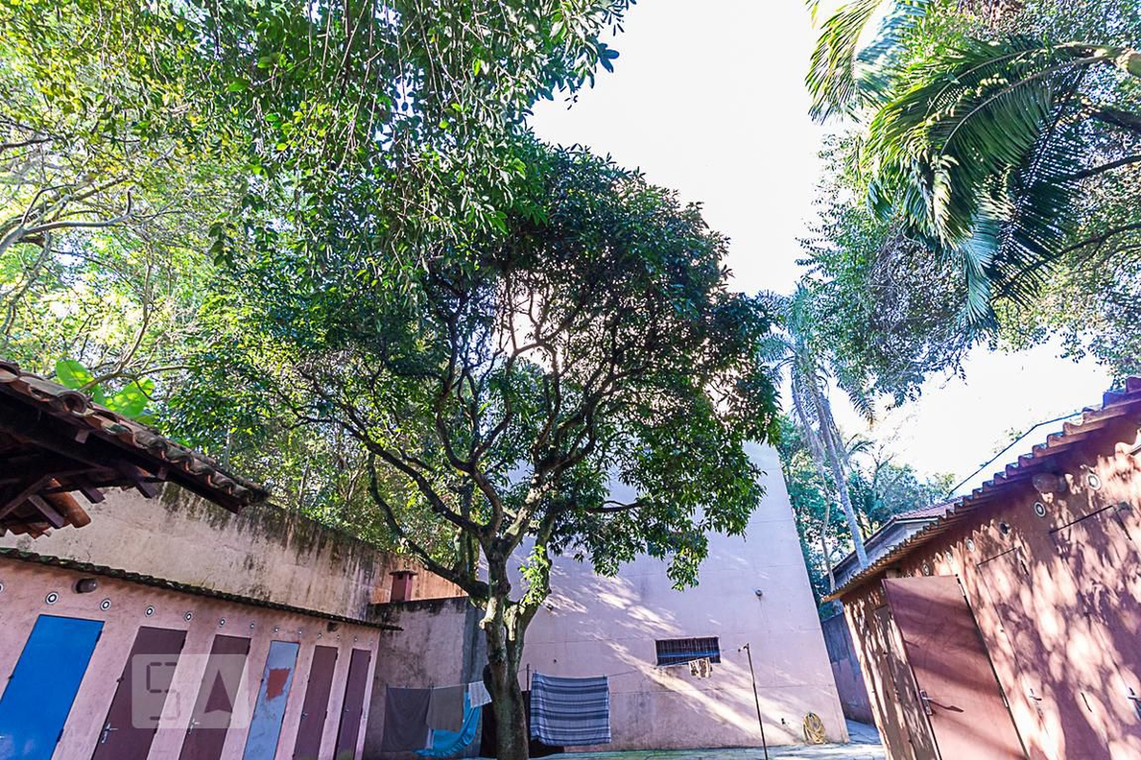 Área comum - Eneida