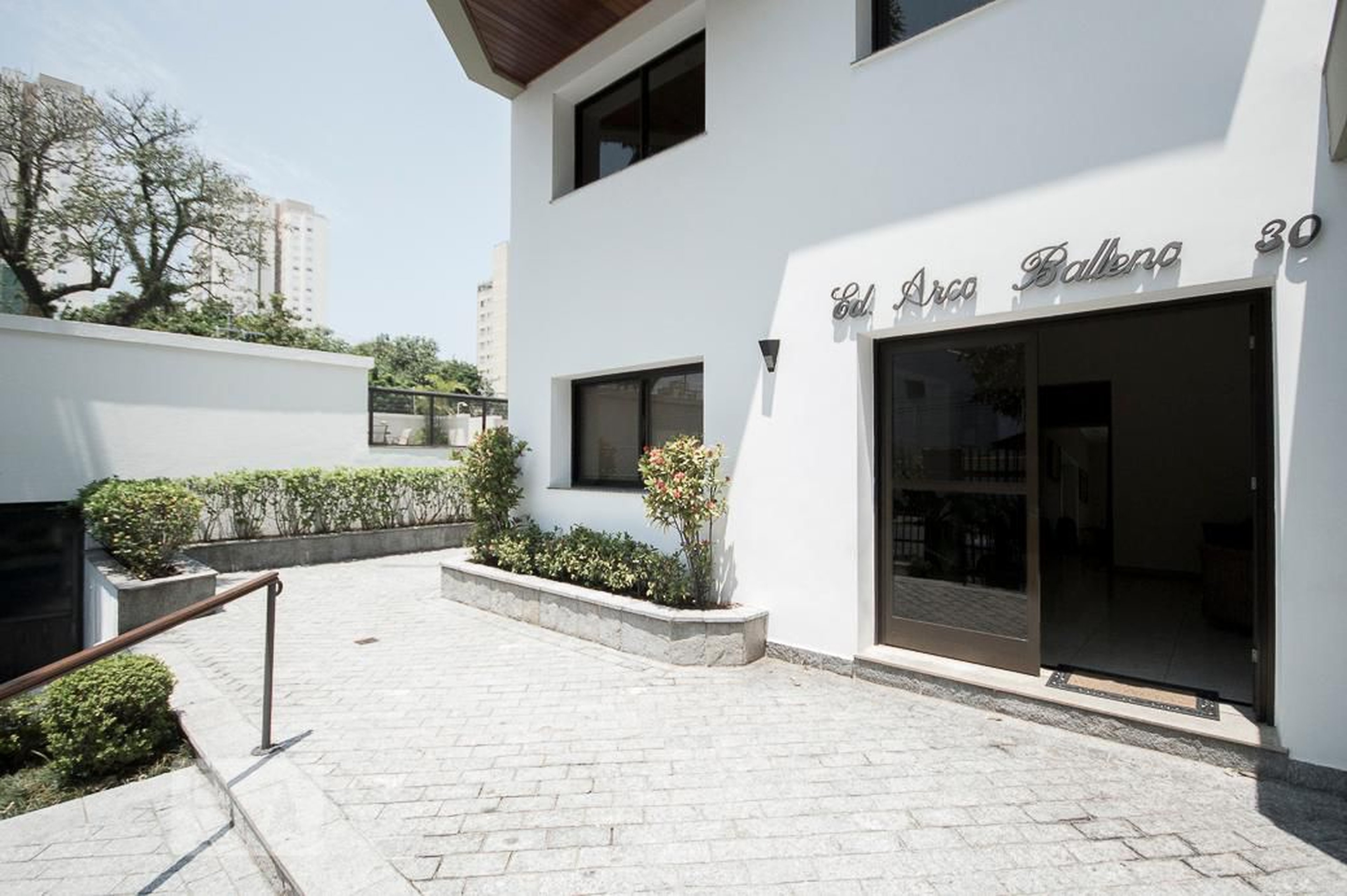 Entrada - Arco Balleno