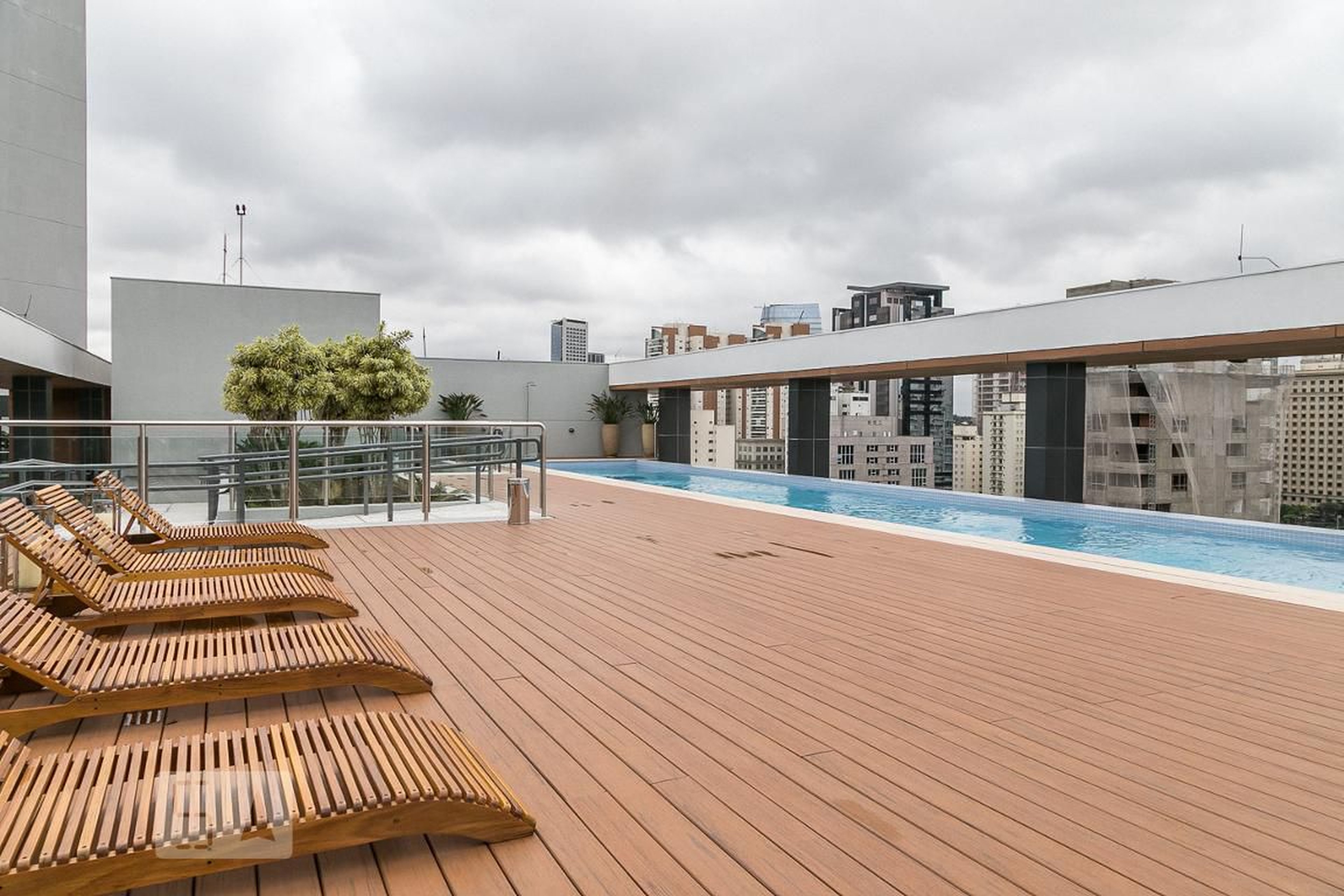 Piscina - FL Faria Lima