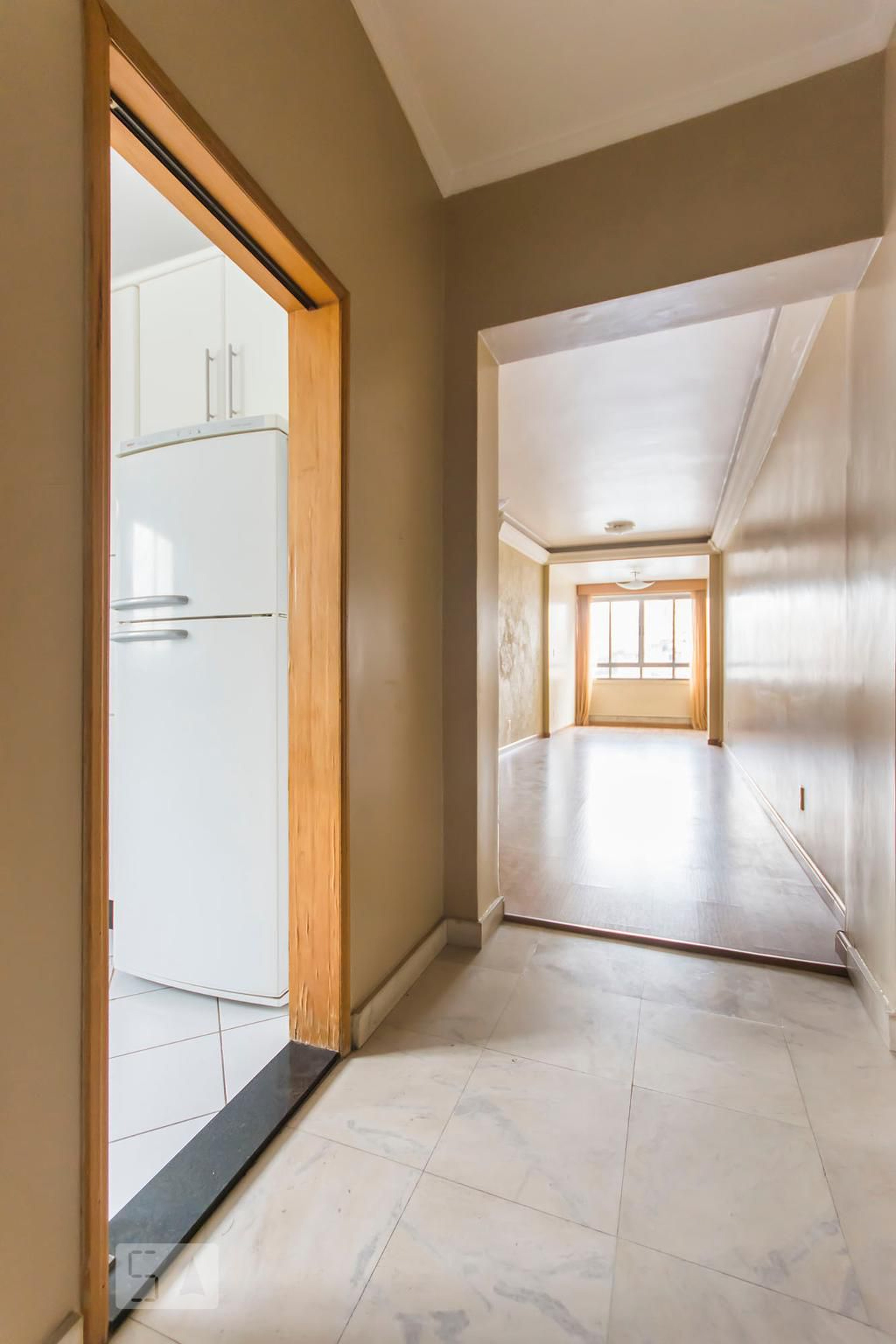 Entrada social - Edifício Senlis