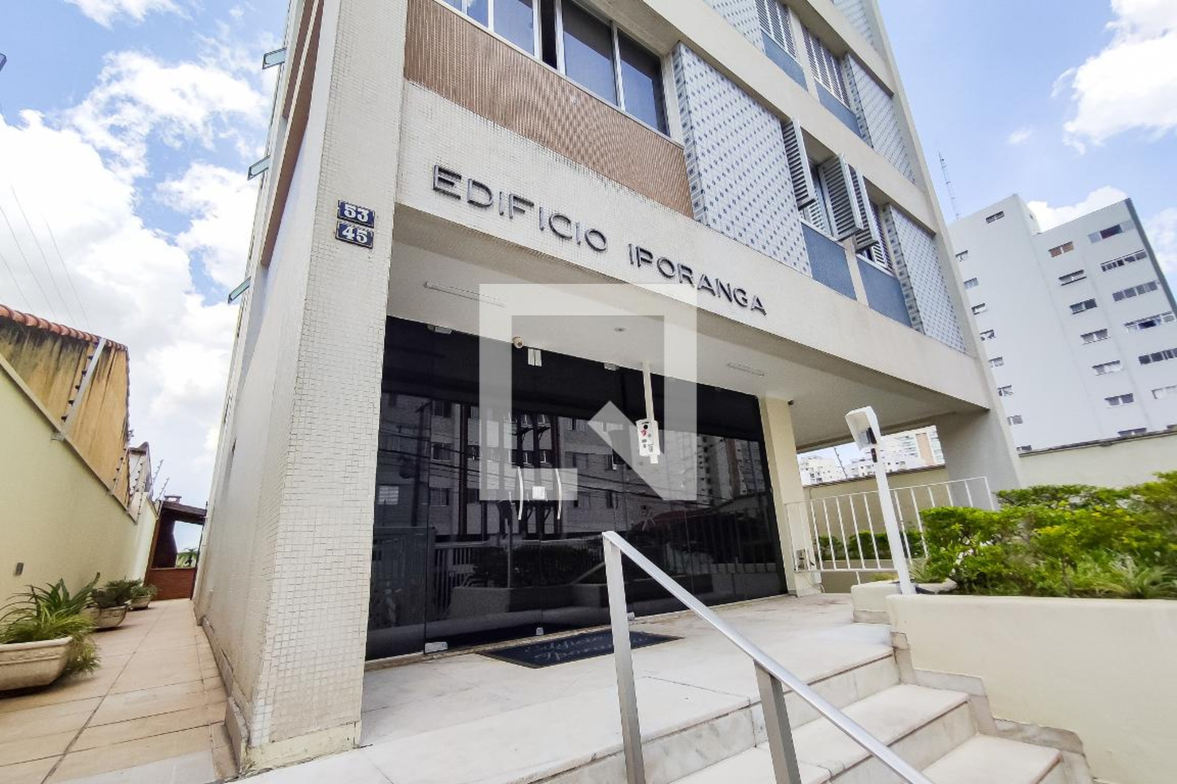 Fachada Condomínio Ed Iporanga