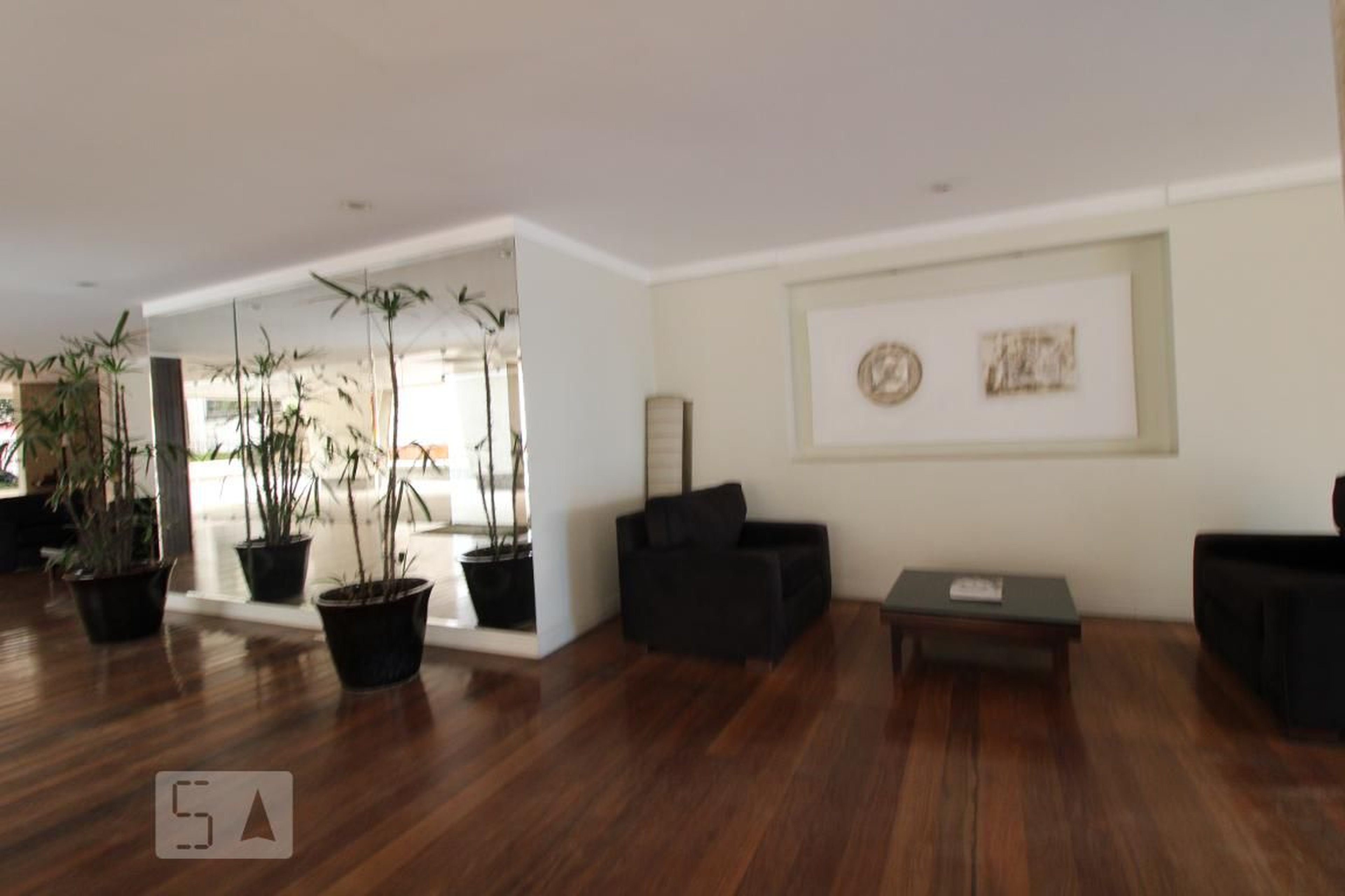 Hall - Edifício Maison Montpellier