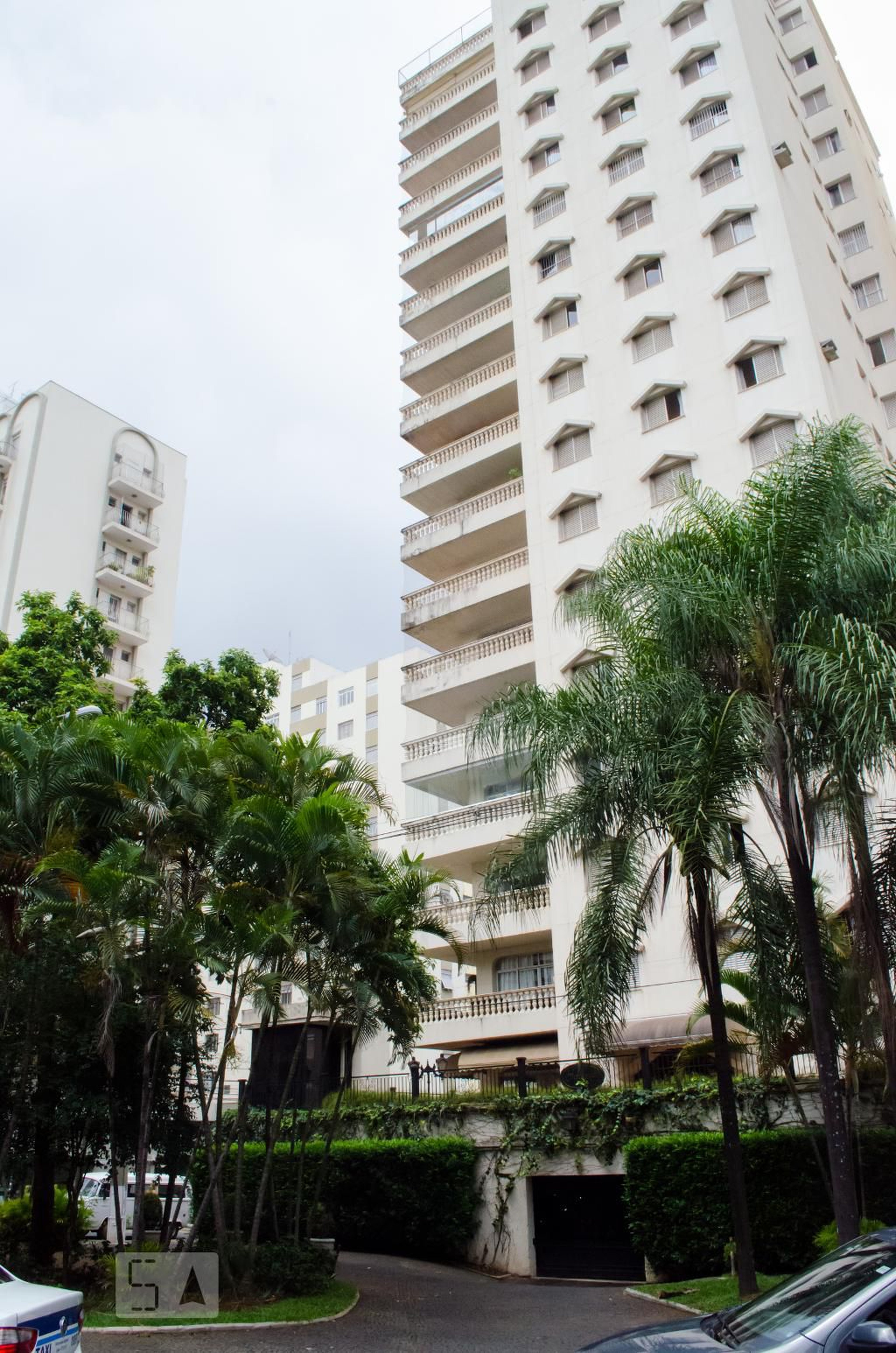 Fachada do prédio Condomínio Sabará