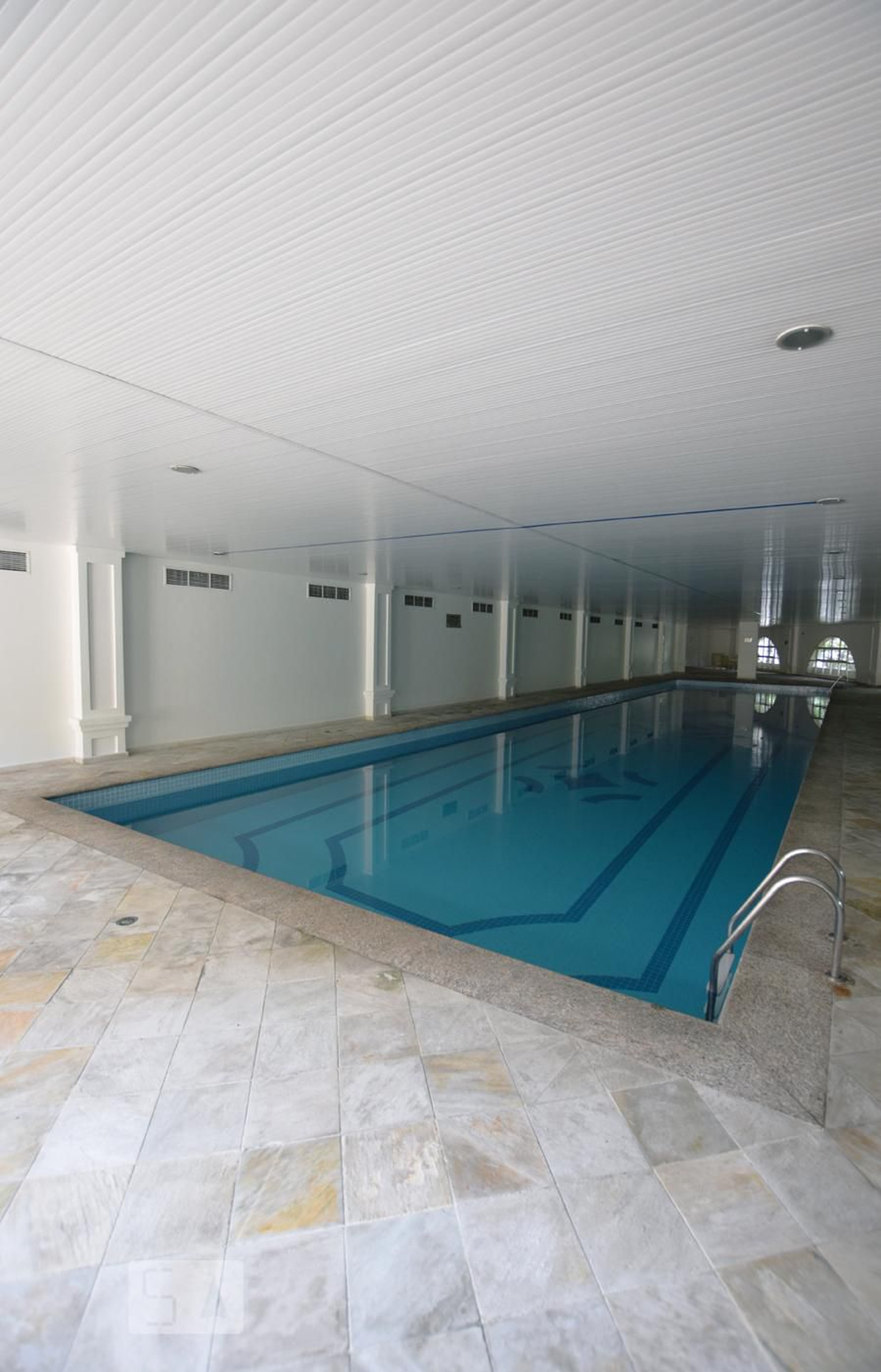 Piscina aquecida - Place Vendome