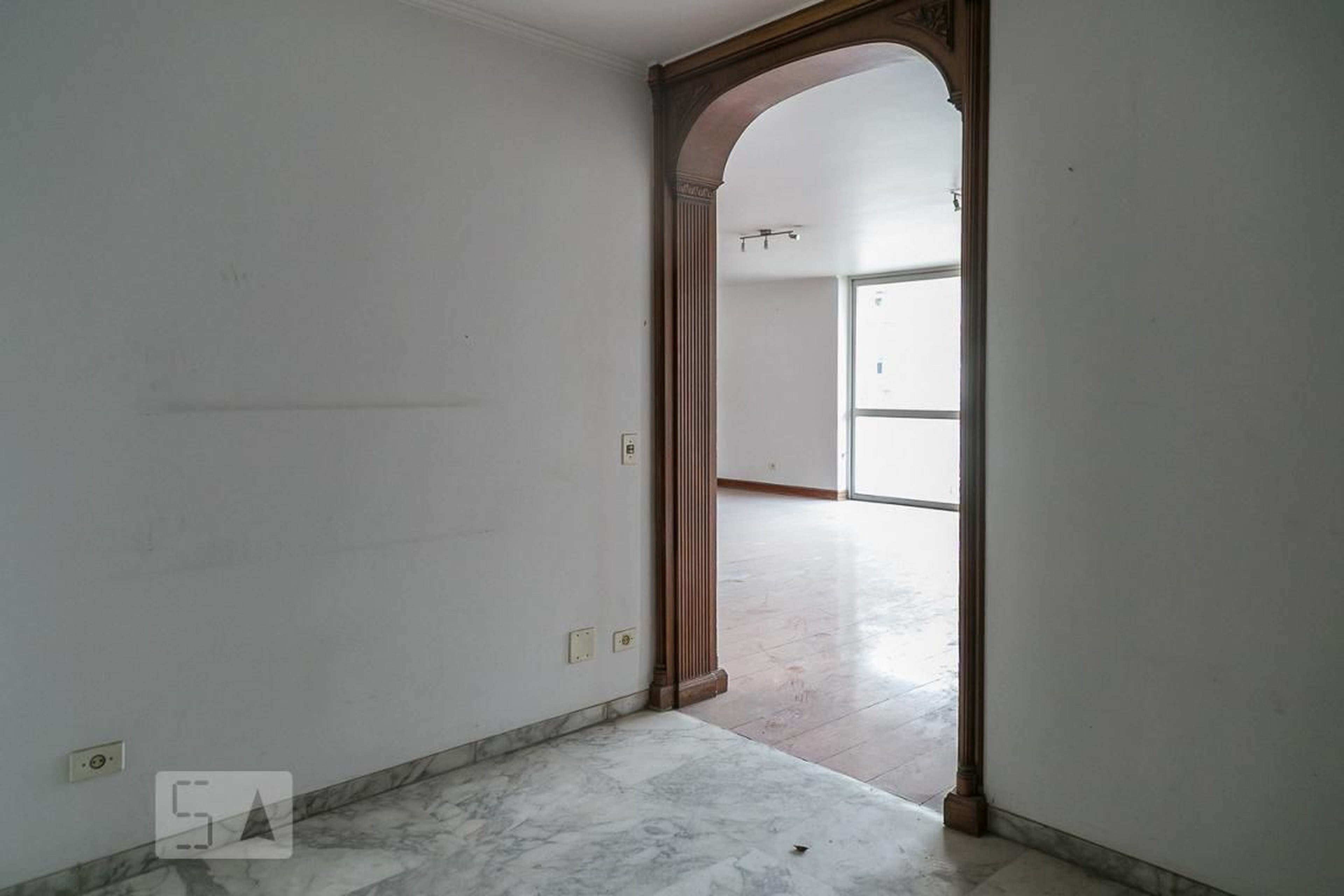 Entrada social - Brasília