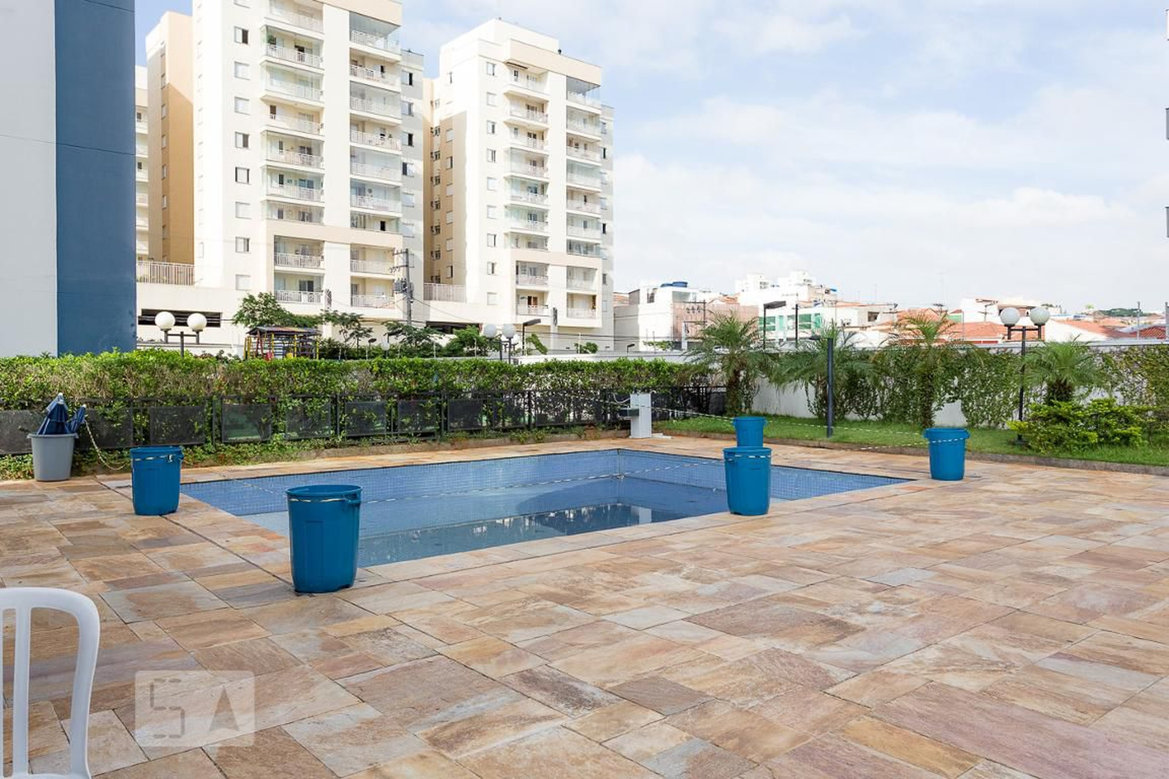 Piscina infantil - Cortes Du Rhone