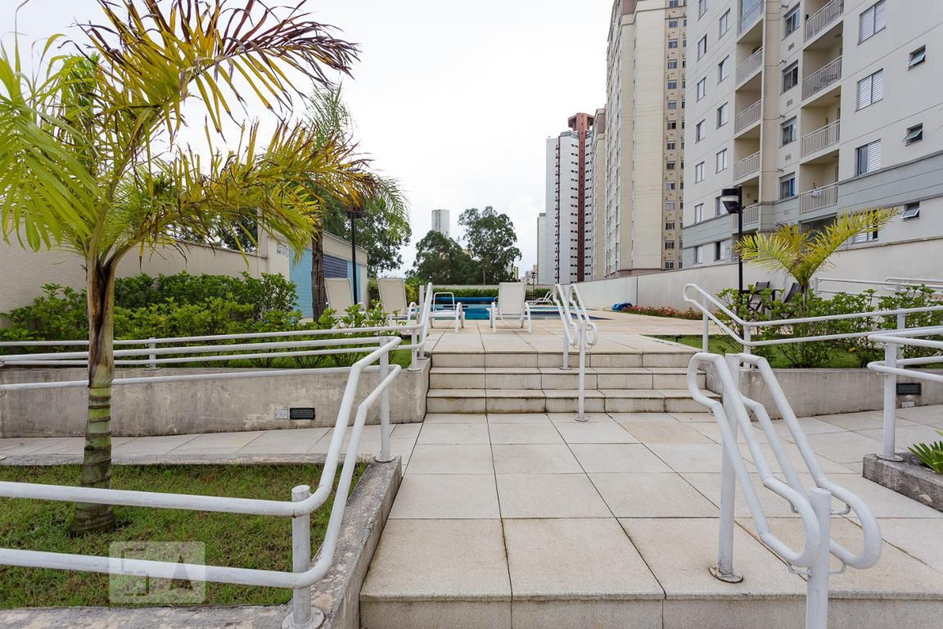 Área da piscina - Praça Ibitirama