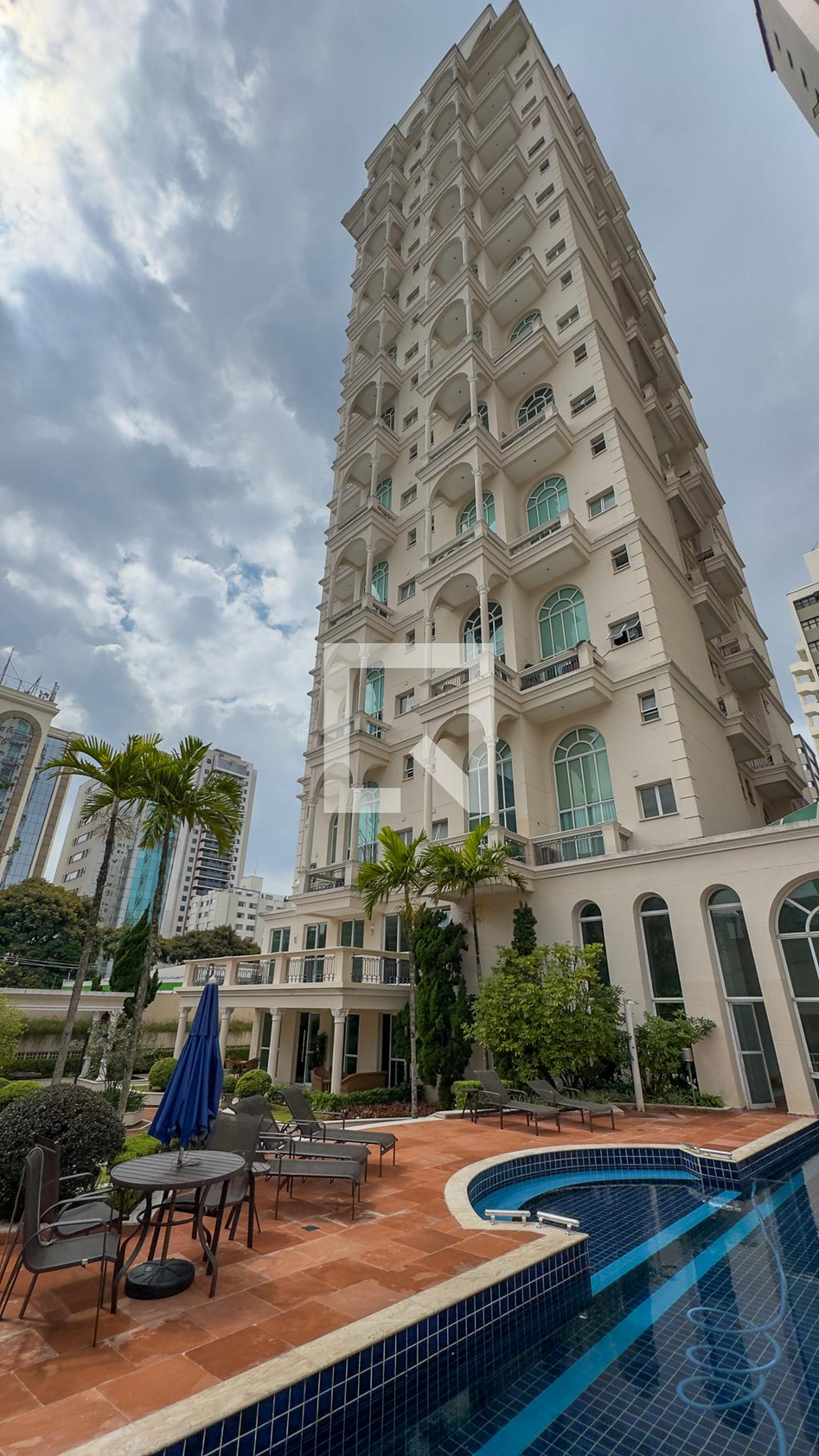 Fachada Condomínio Soho Duplex