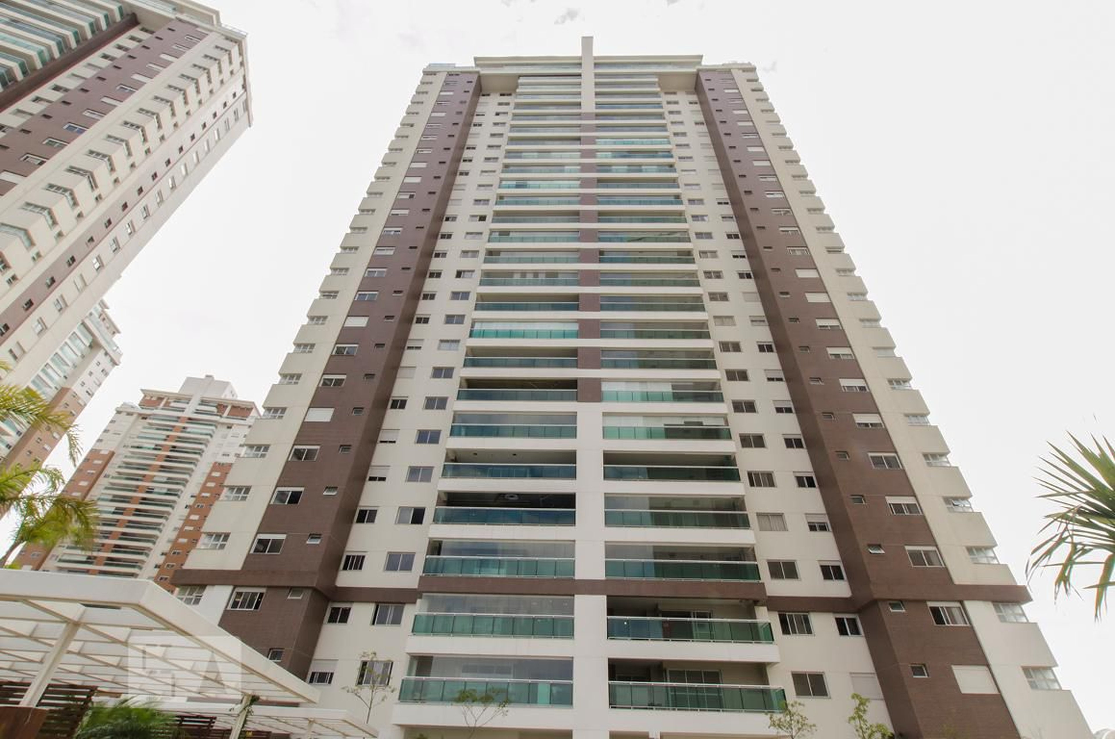 Fachada Condomínio em Avenida Doutor Martin Luther King, 982