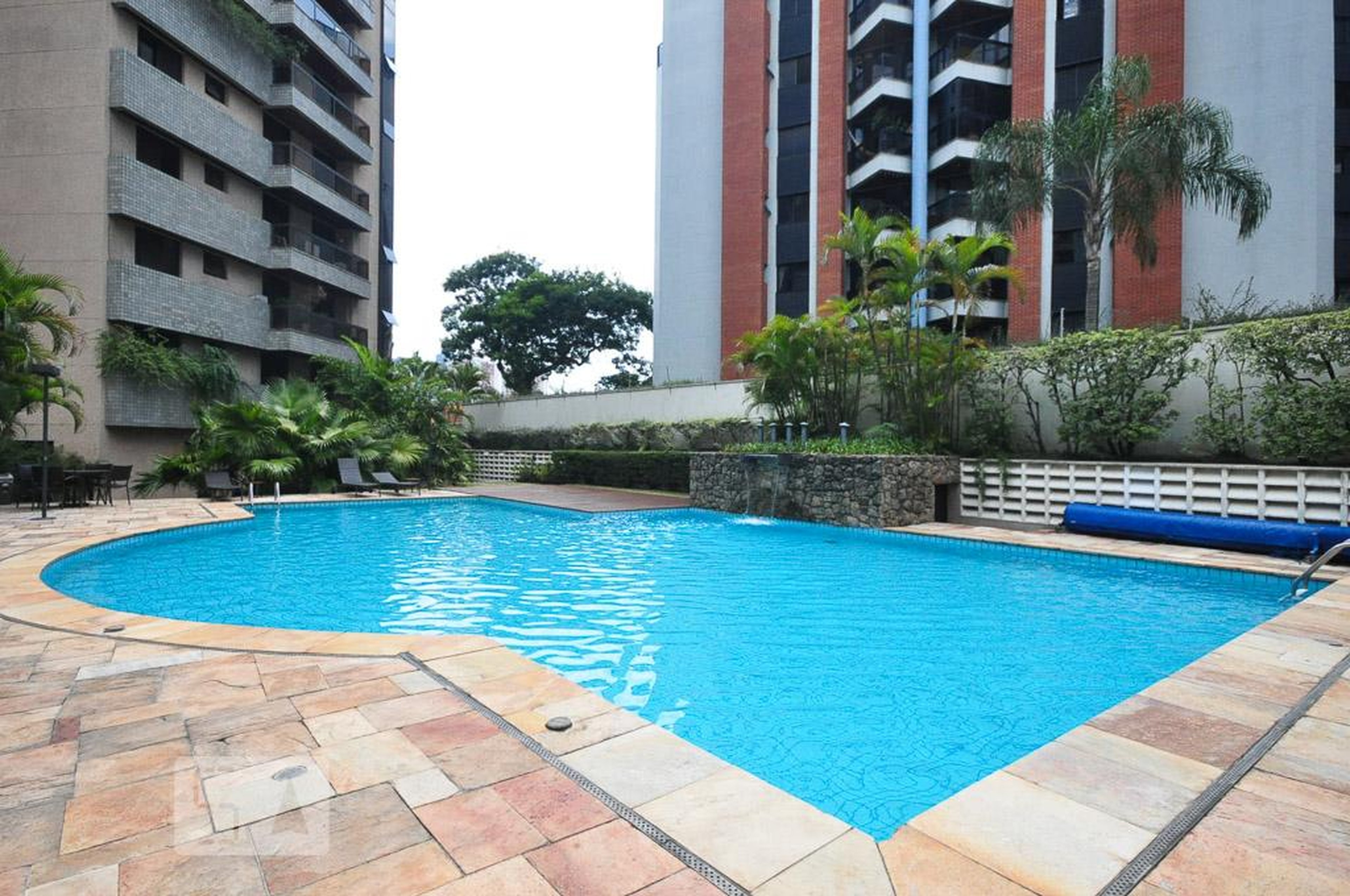 piscina - Cambuy Ou Imbuia