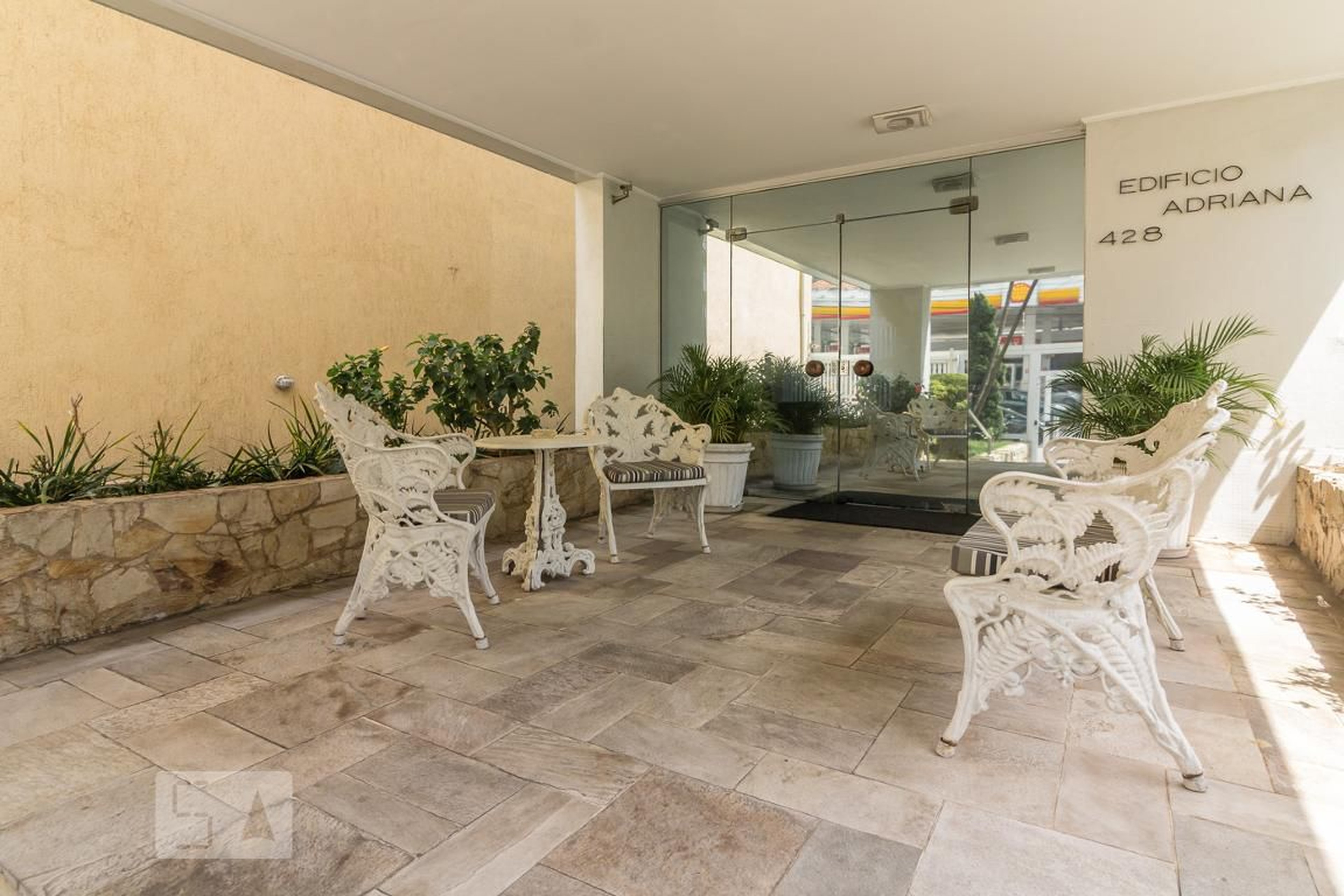 Entrada do prédio - Adriana